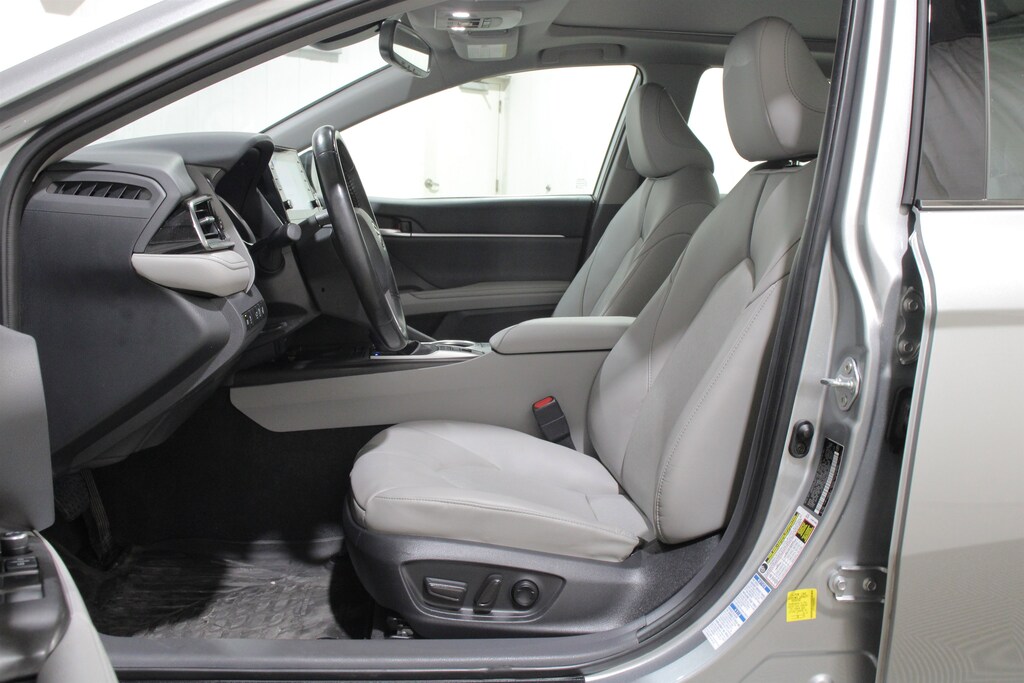 Used 2022 Toyota Camry XLE Sedan