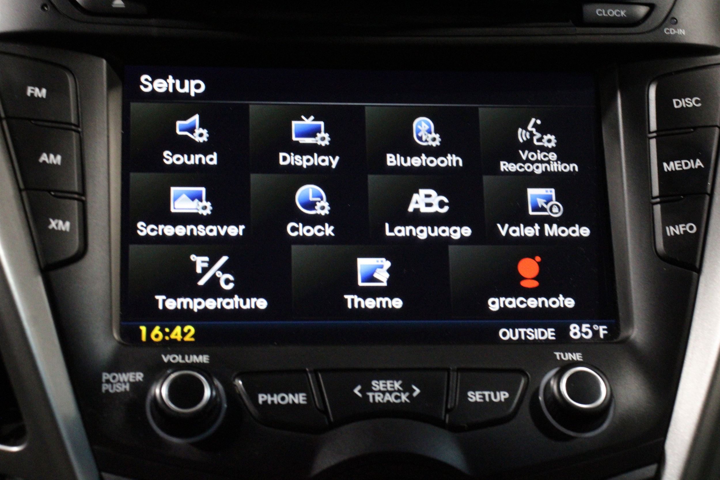 2016 Hyundai Veloster Base - Photo 16