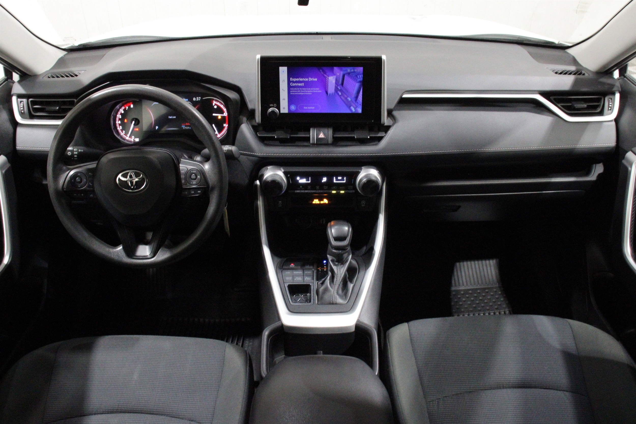 Used 2024 Toyota RAV4 LE with VIN 2T3F1RFVXRC418476 for sale in Northfield, Minnesota