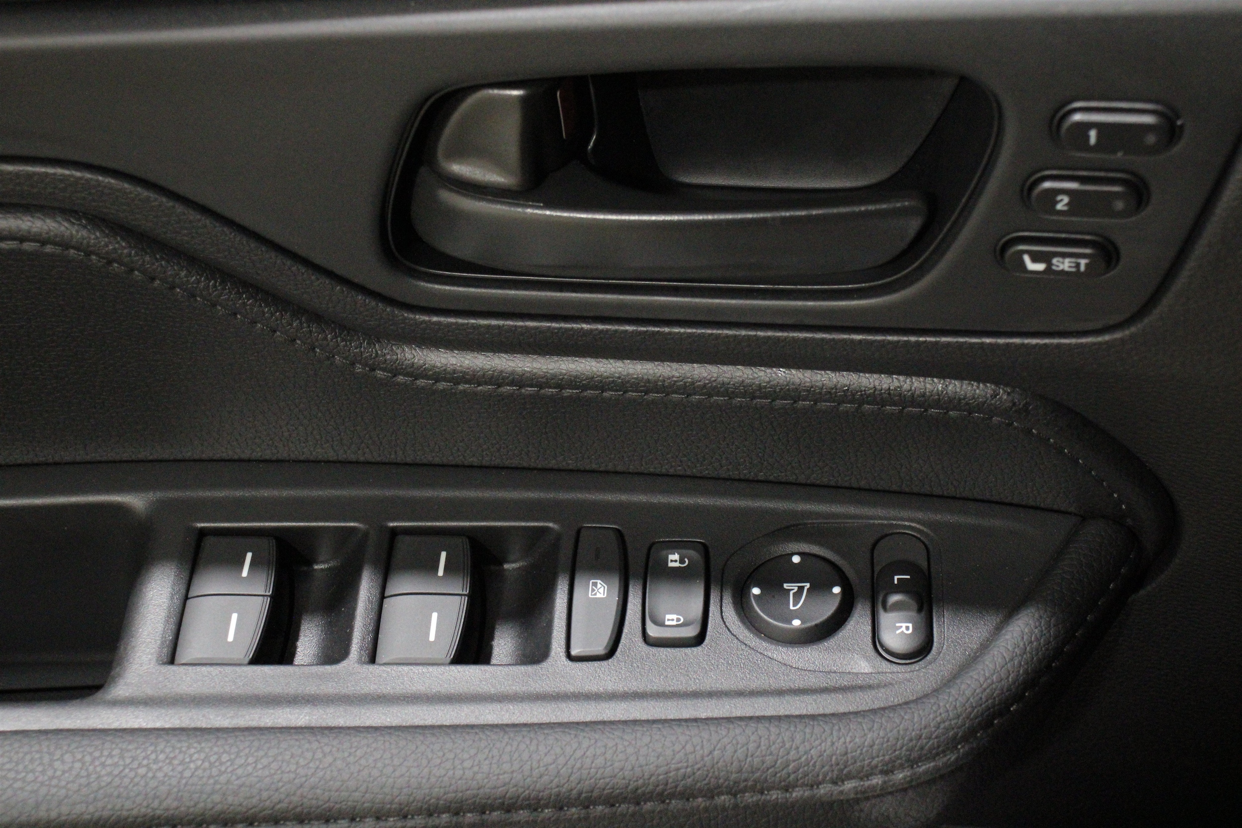 2026 Honda Odyssey EX-L - Photo 7