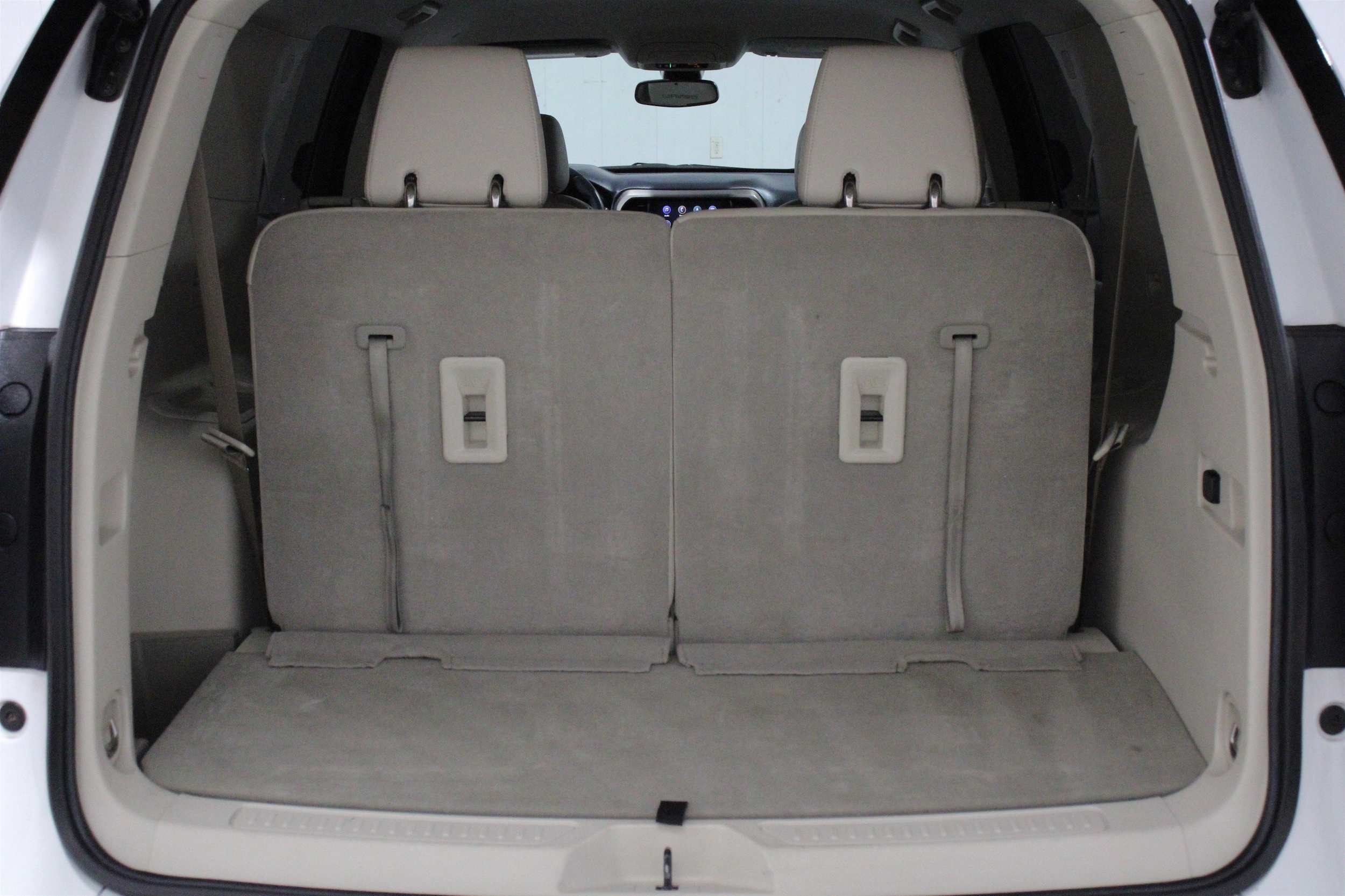 2023 GMC Acadia Denali - Photo 26