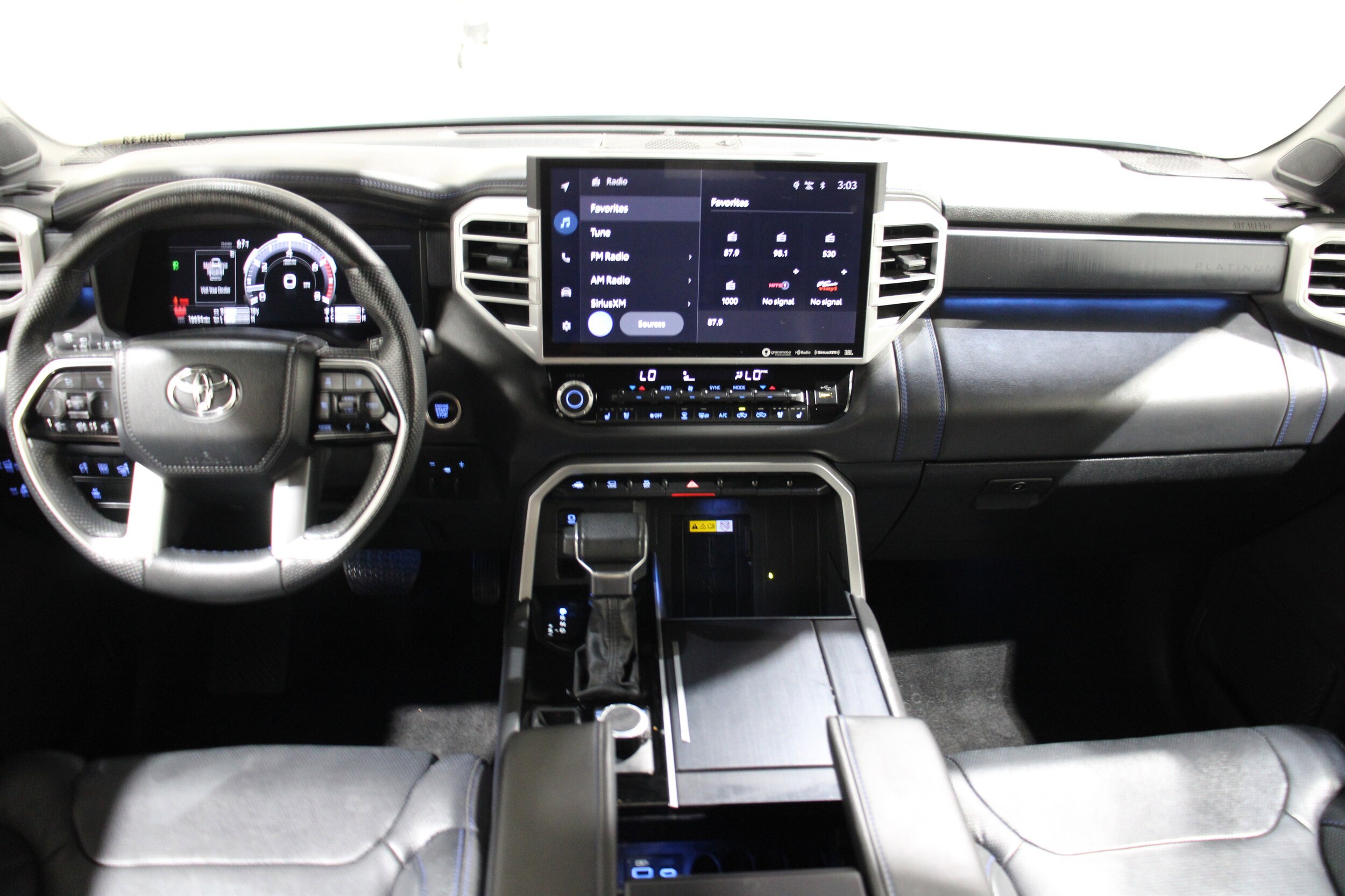 2024 Toyota Tundra Platinum photo 2