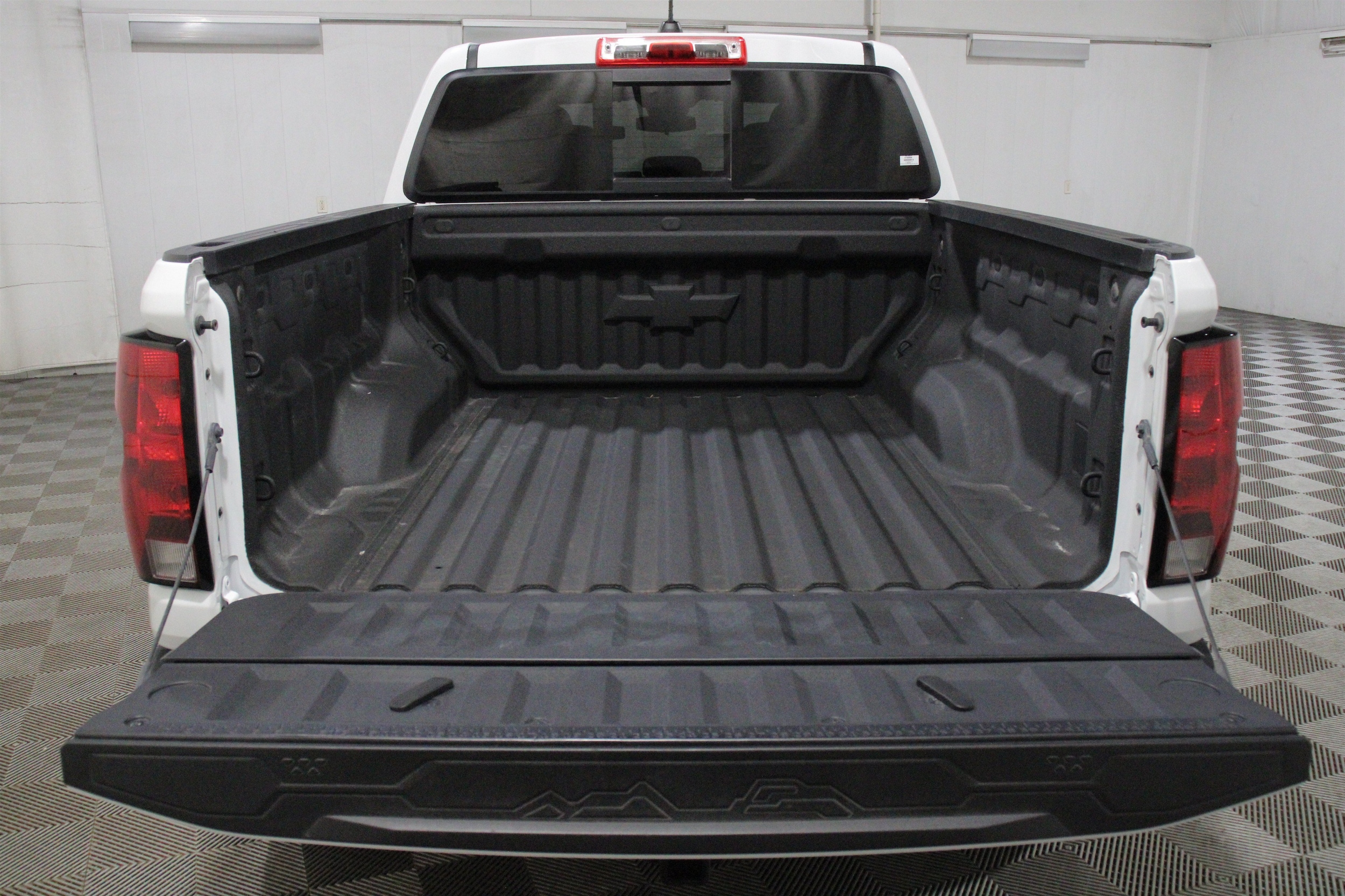 2024 Chevrolet Colorado Trail Boss - Photo 25