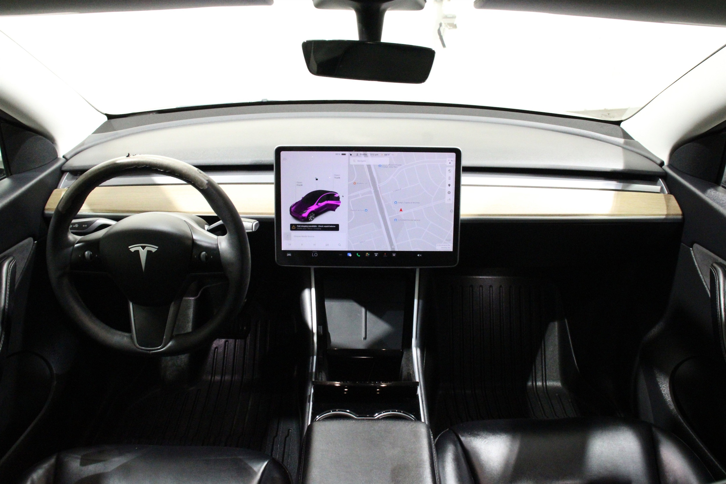 Used 2021 Tesla Model Y Standard Range with VIN 5YJYGDED2MF107432 for sale in Wichita, KS