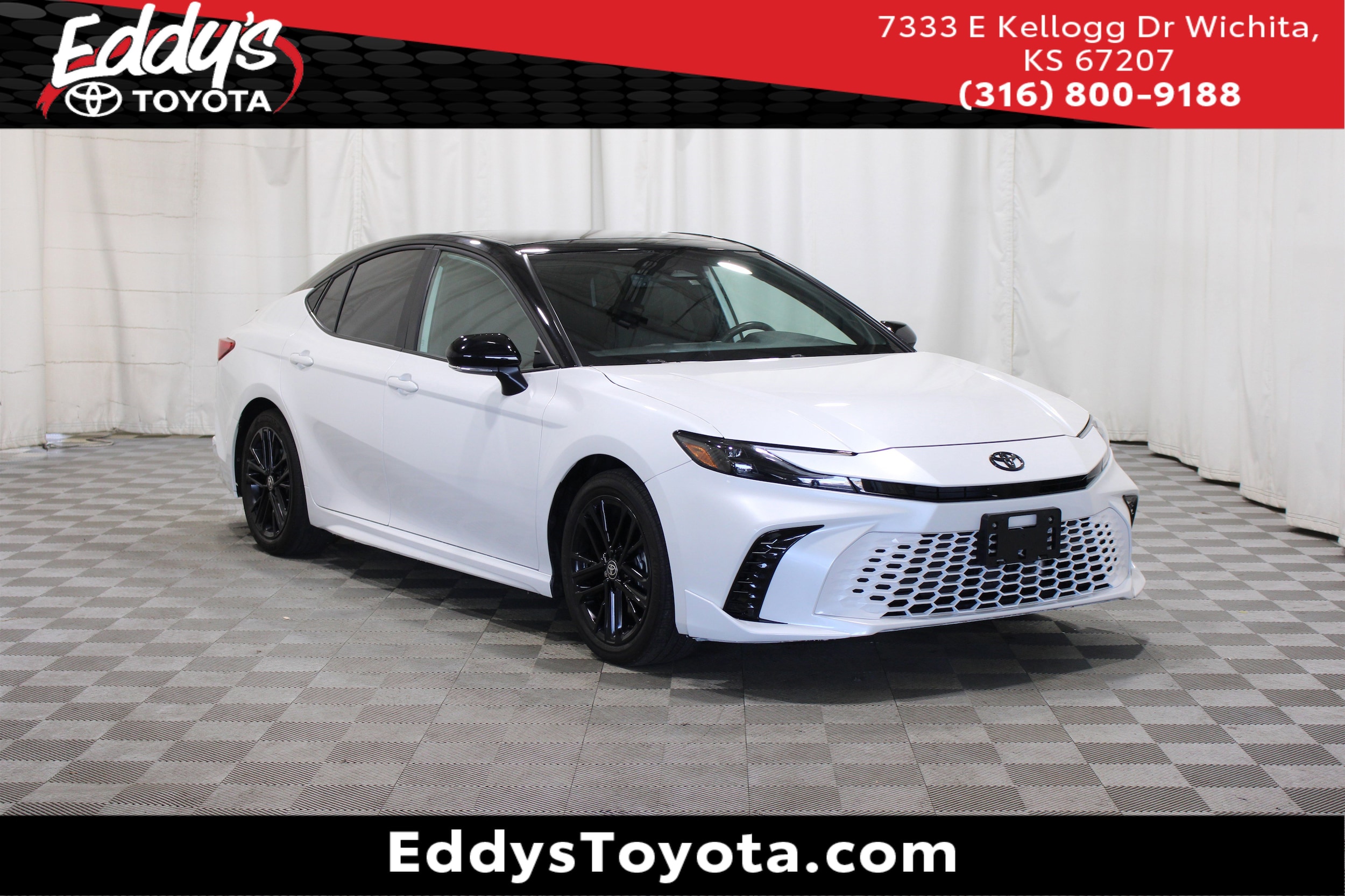 2025 Toyota Camry XSE - Photo 1