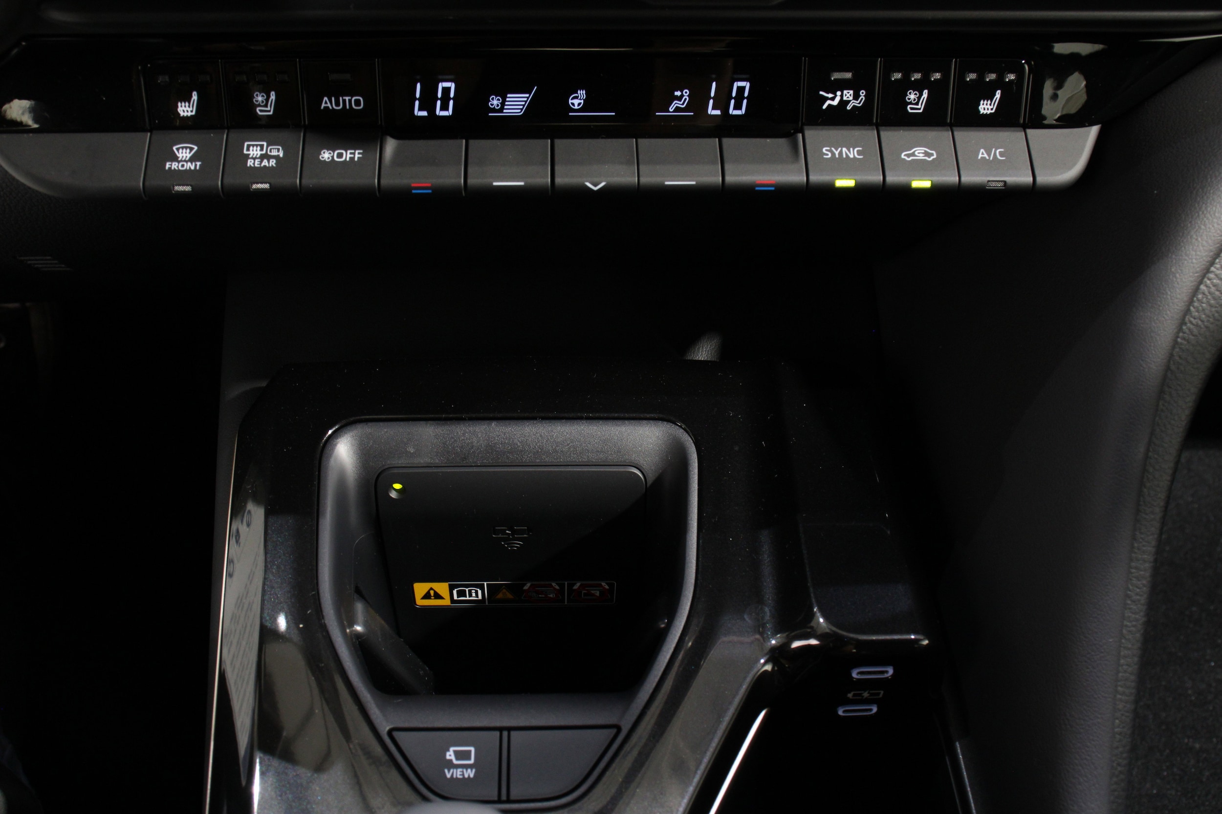 2026 Toyota Crown Limited - Photo 19