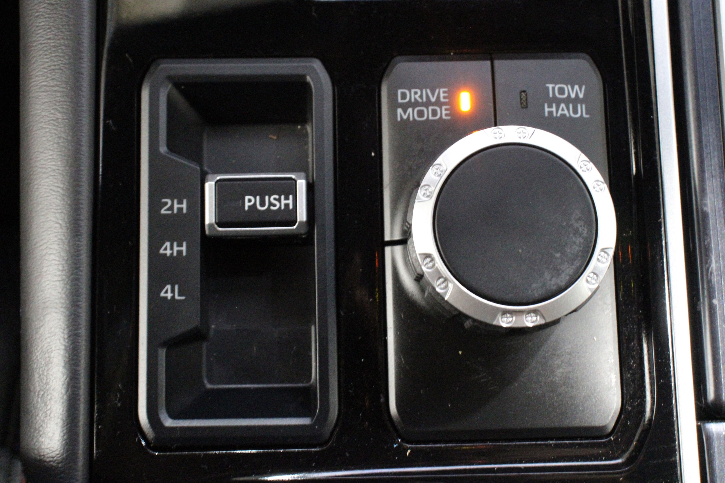 2025 Toyota Tundra Platinum - Photo 19