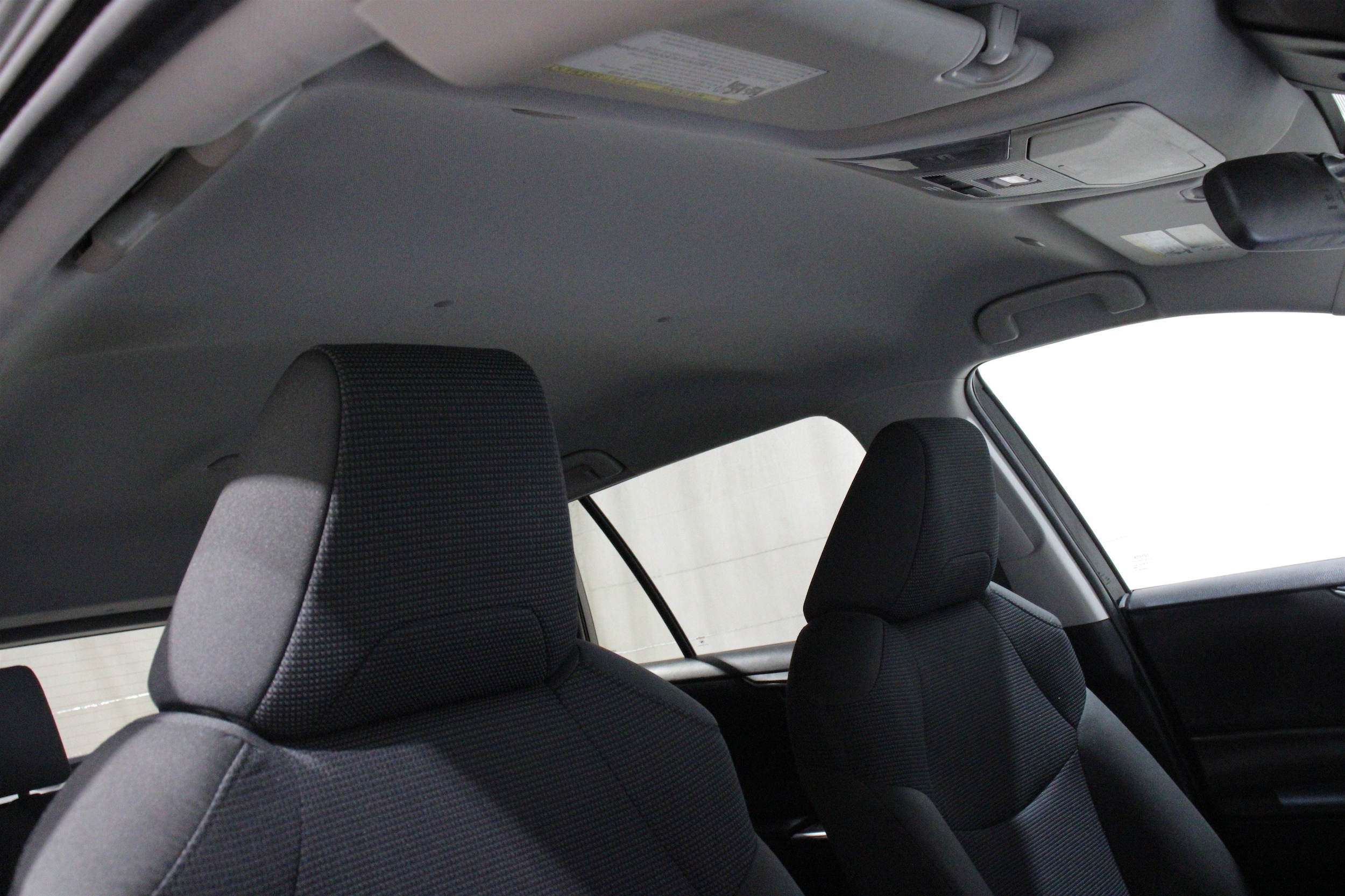 2024 Toyota RAV4 LE - Photo 26