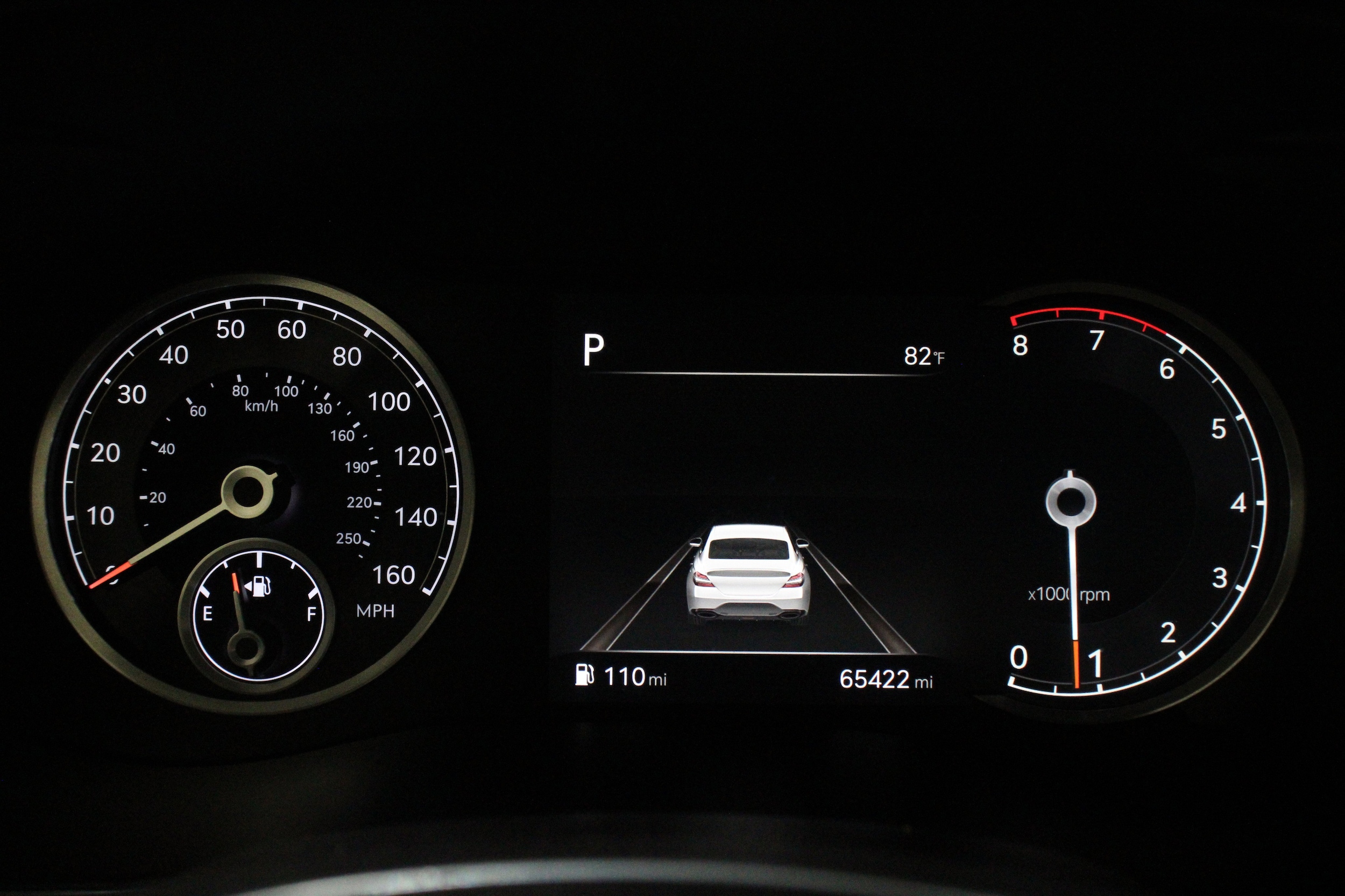 2022 GENESIS G70 Standard - Photo 13