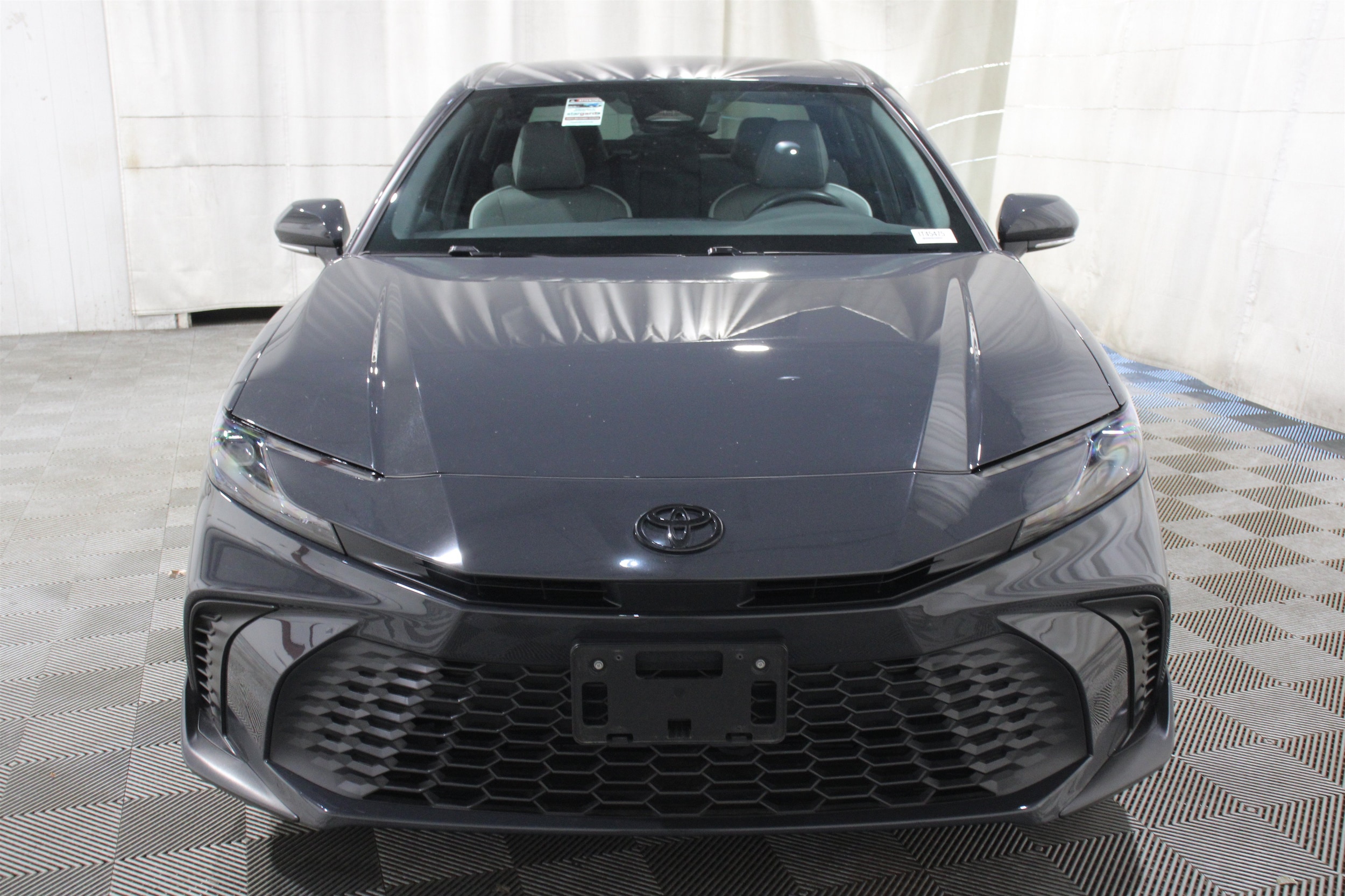2025 Toyota Camry SE - Photo 29