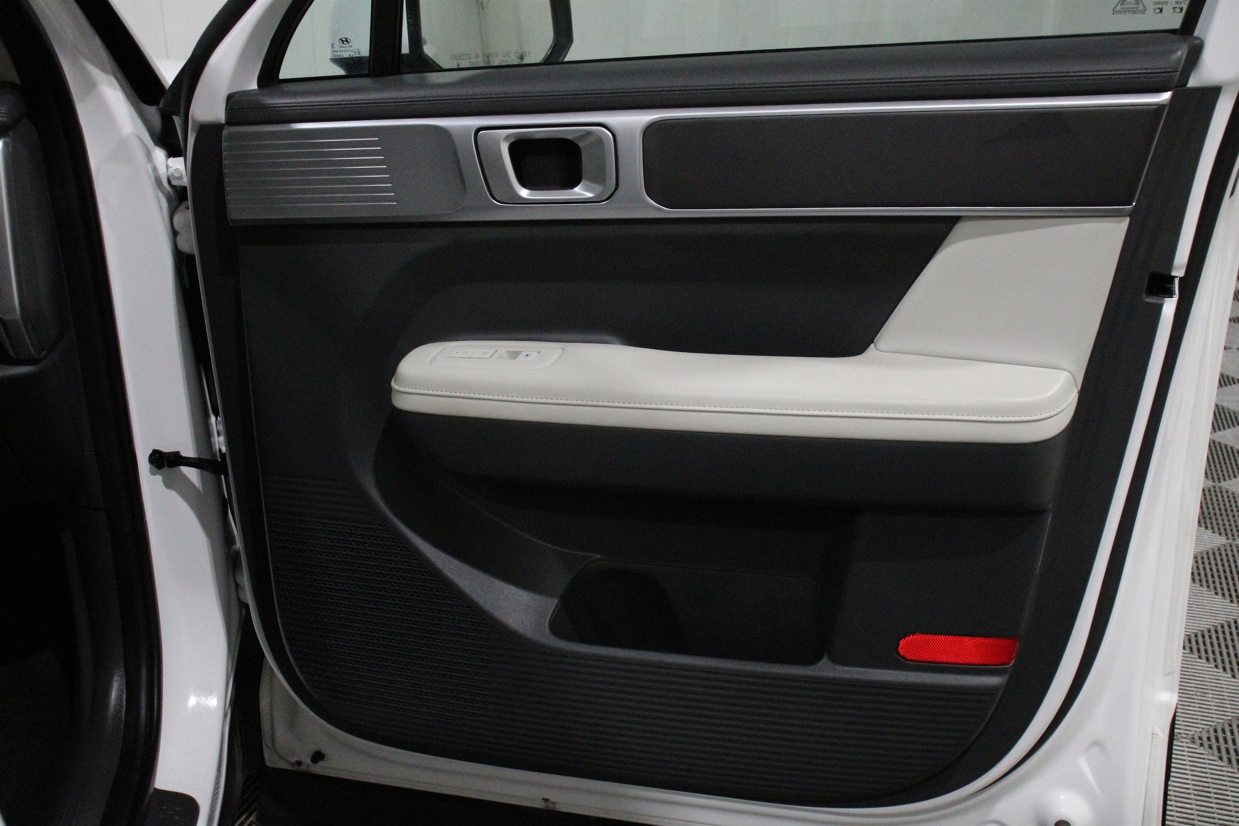 2025 Hyundai Santa Fe SEL - Photo 33