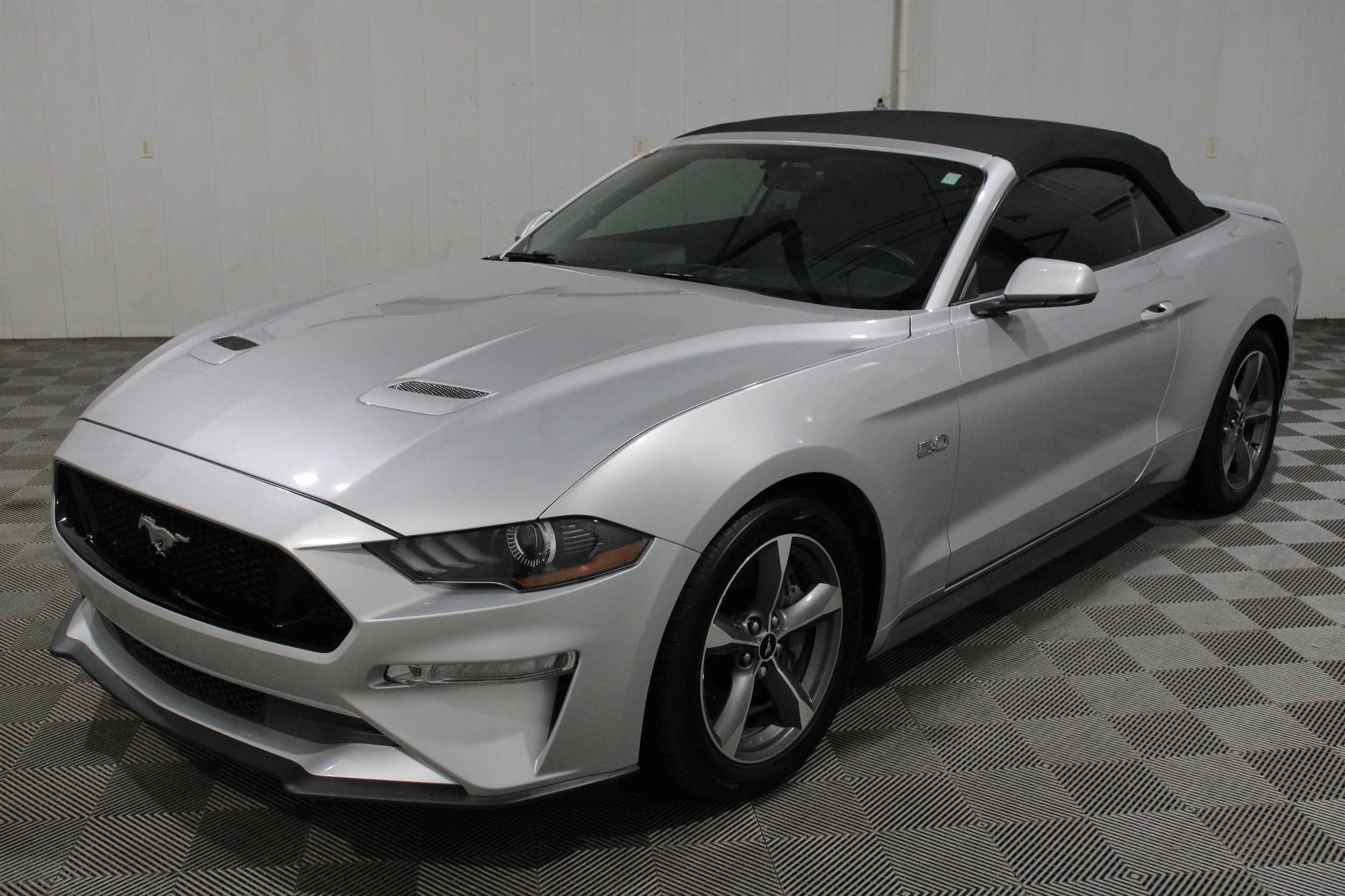2019 Ford Mustang GT Premium - Photo 35