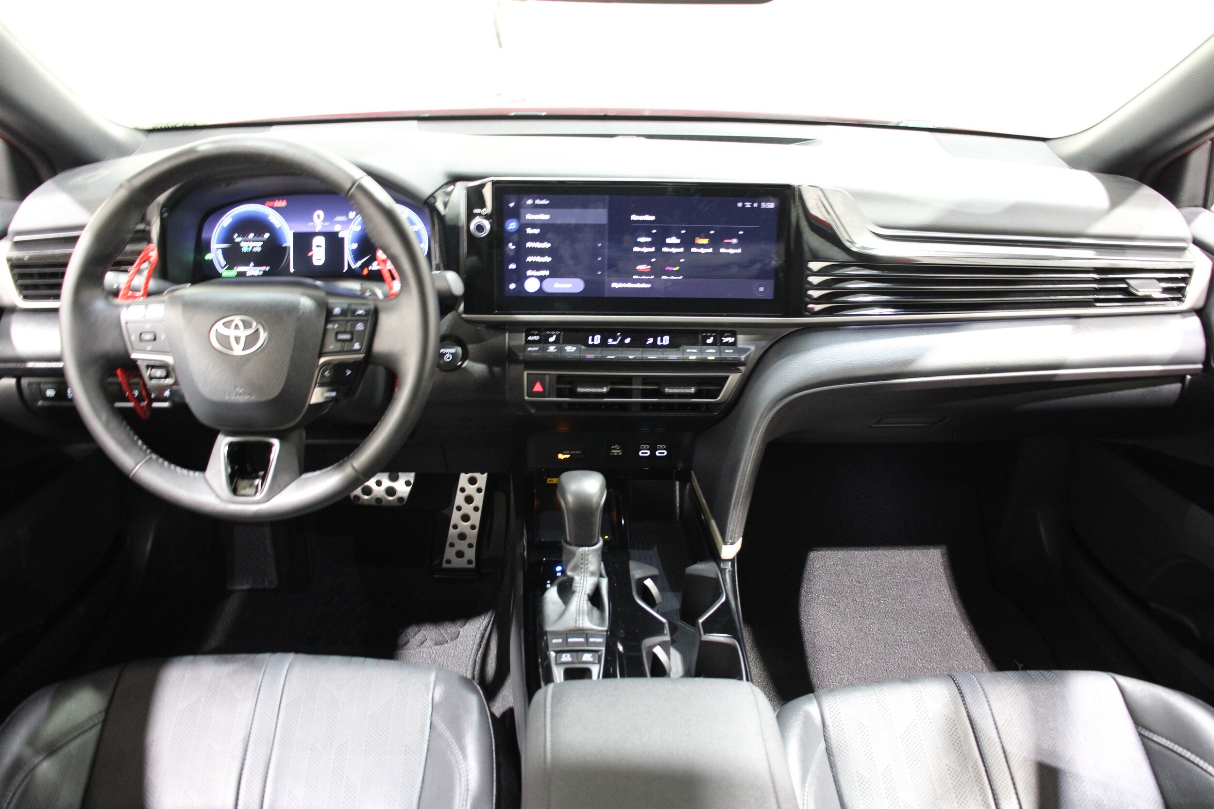 2025 Toyota Camry XSE photo 2
