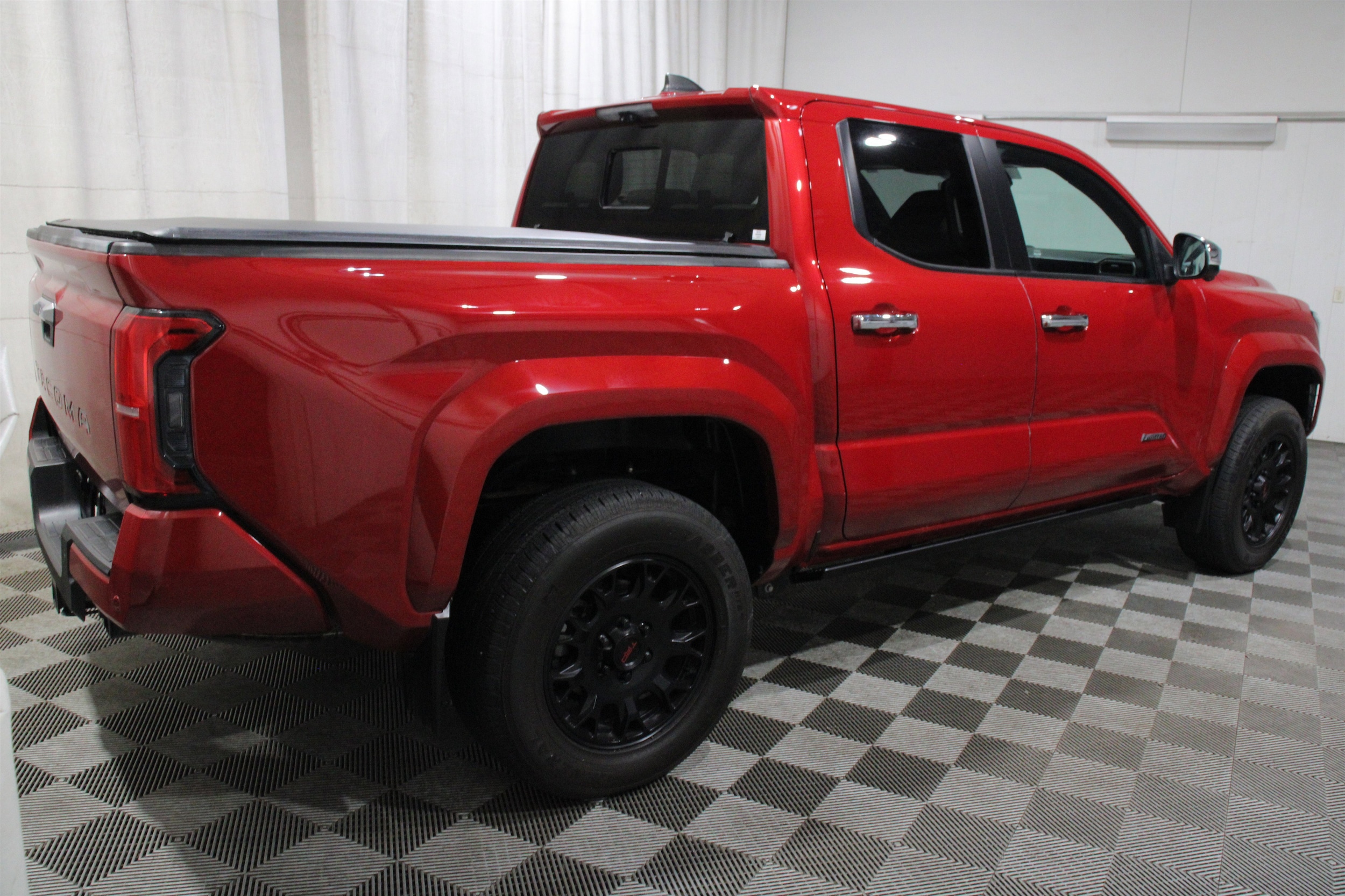 2025 Toyota Tacoma Limited - Photo 36