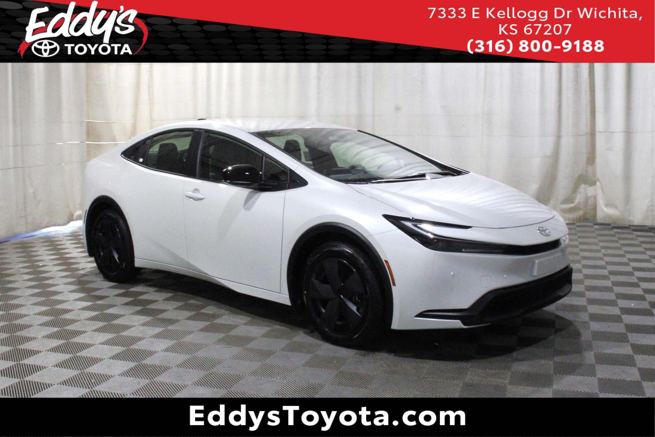 2026 Toyota Prius LE's photo