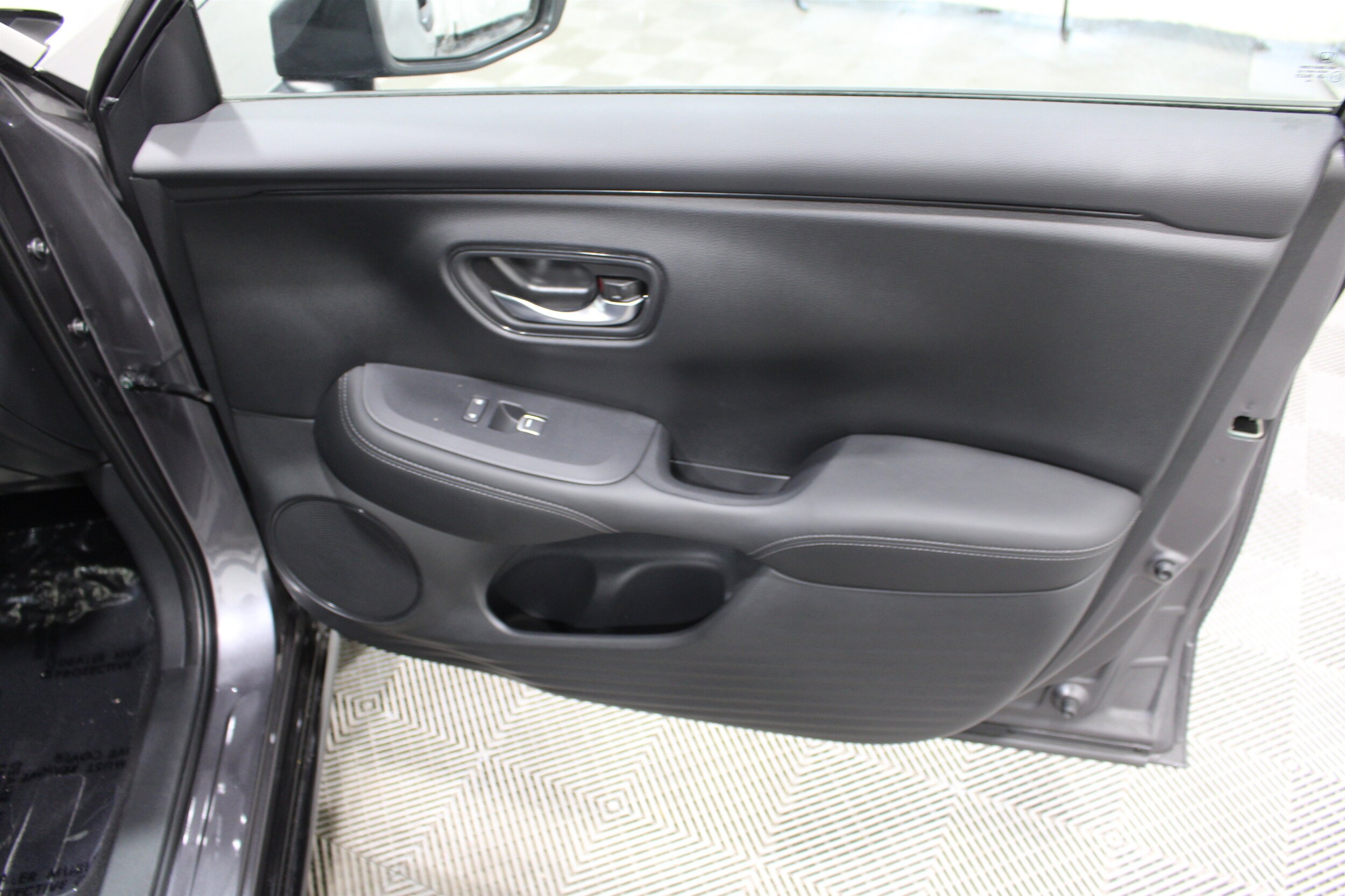 2025 Honda HR-V EX-L - Photo 25