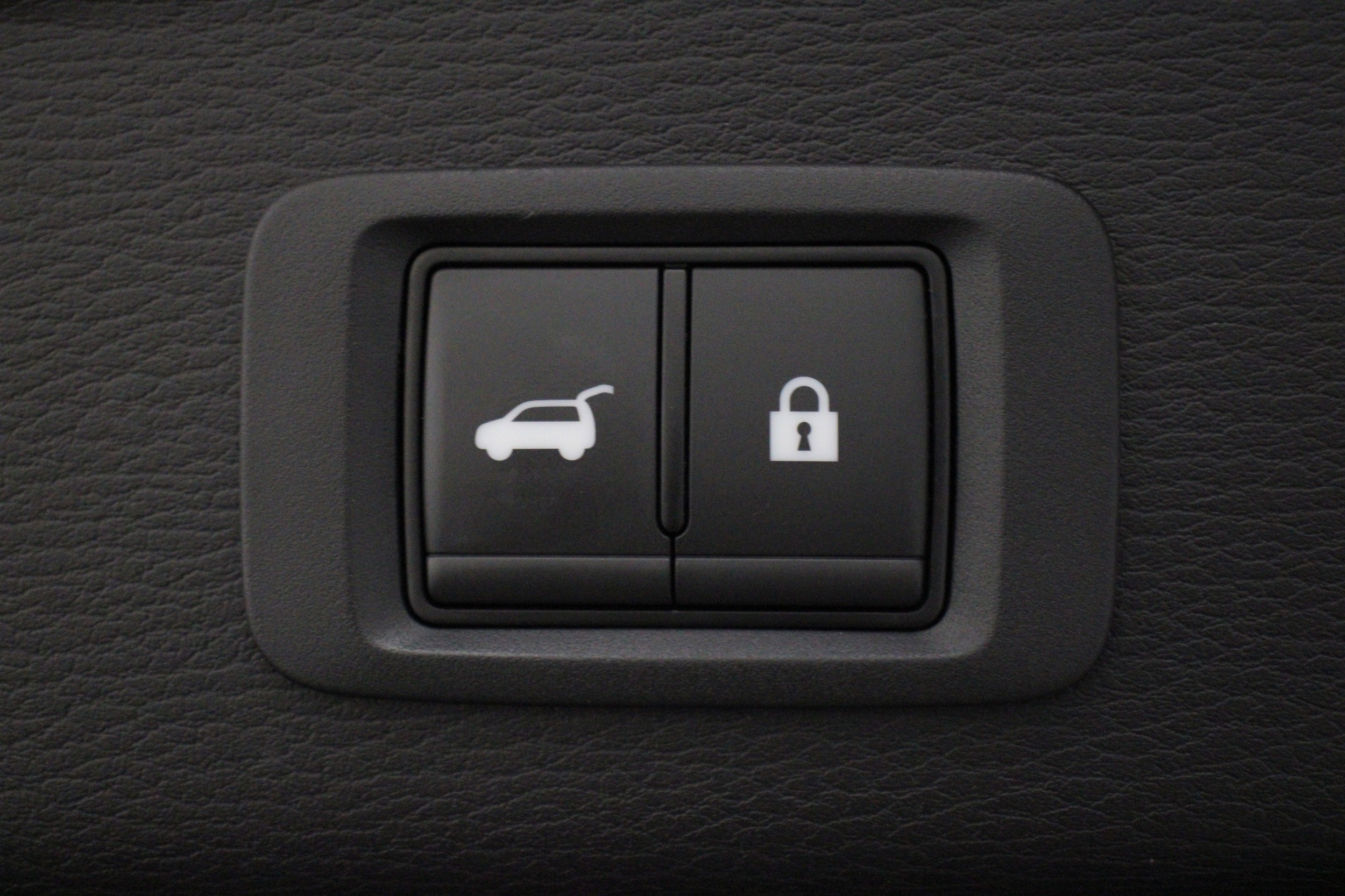 2023 Mitsubishi Outlander Plug-In Hybrid SEL - Photo 27