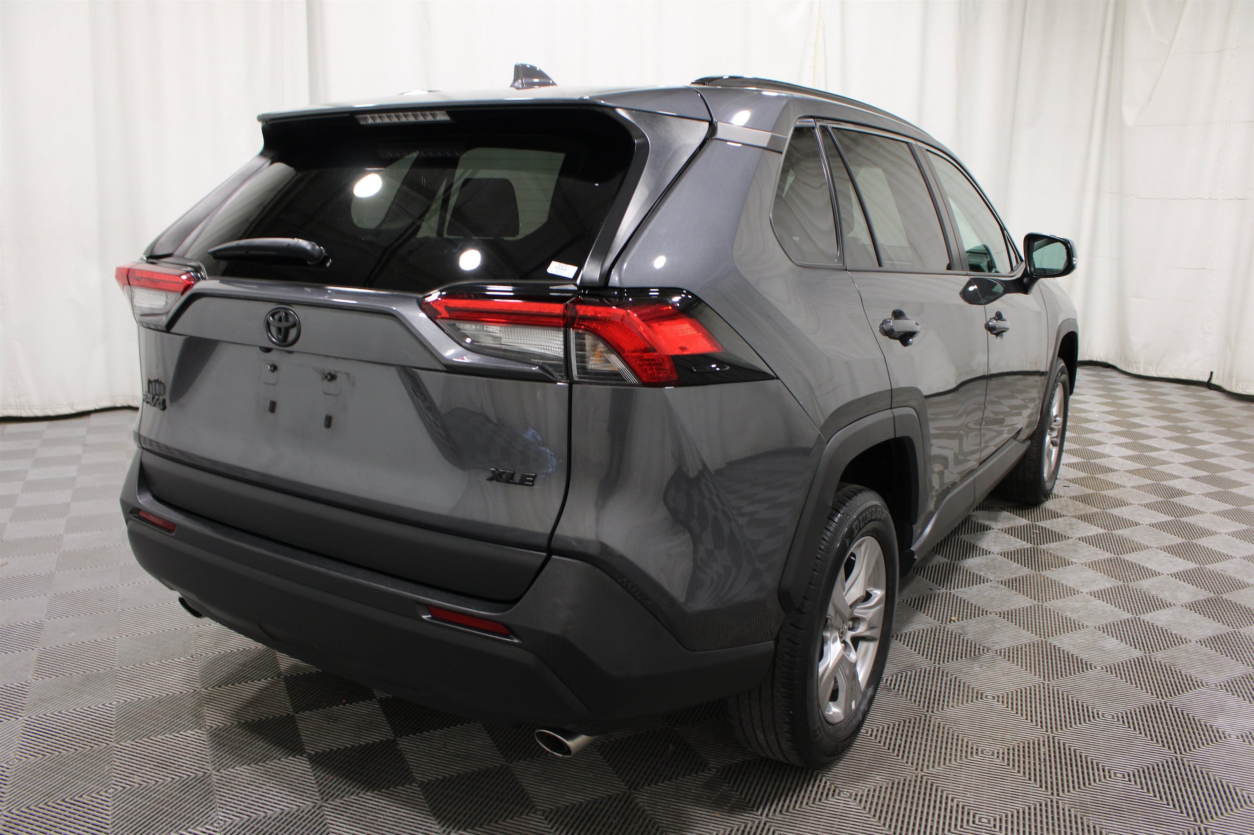 2023 Toyota RAV4 XLE - Photo 29