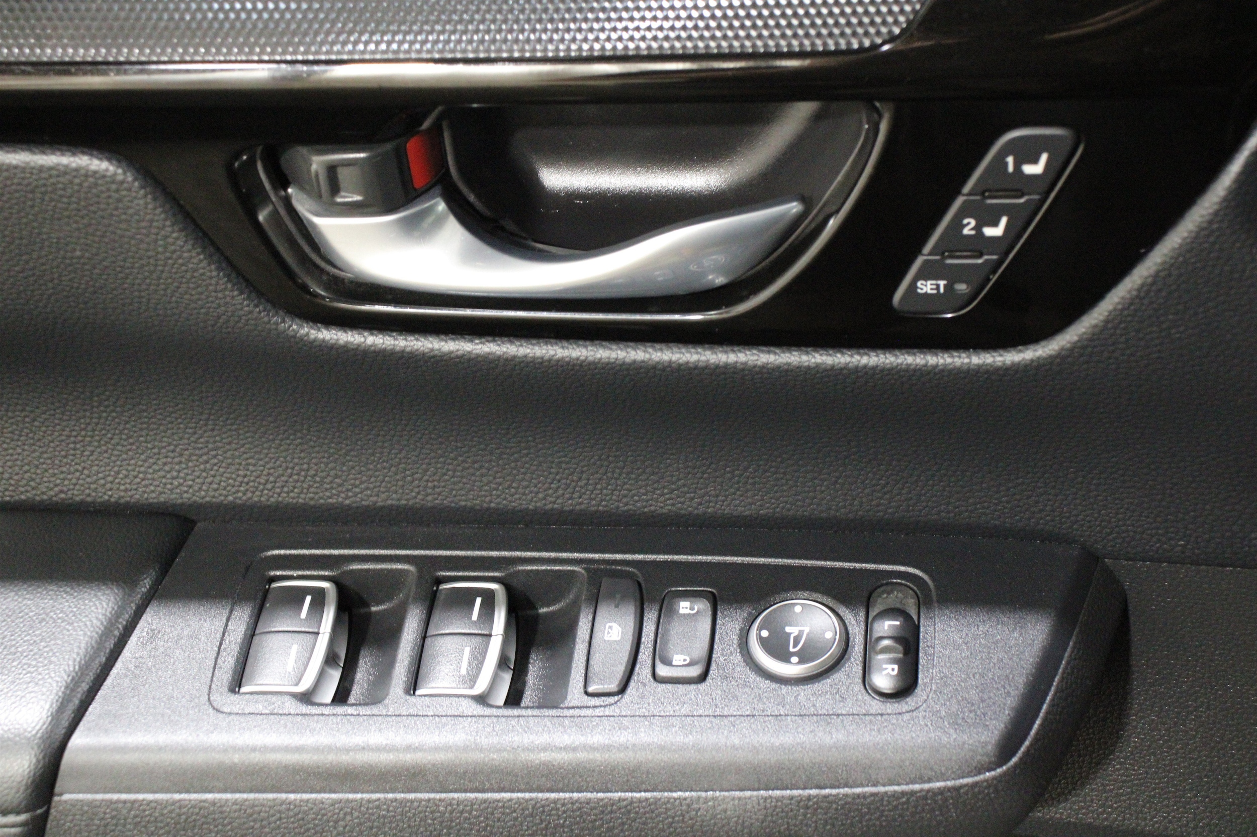 2023 Honda CR-V EX-L - Photo 7