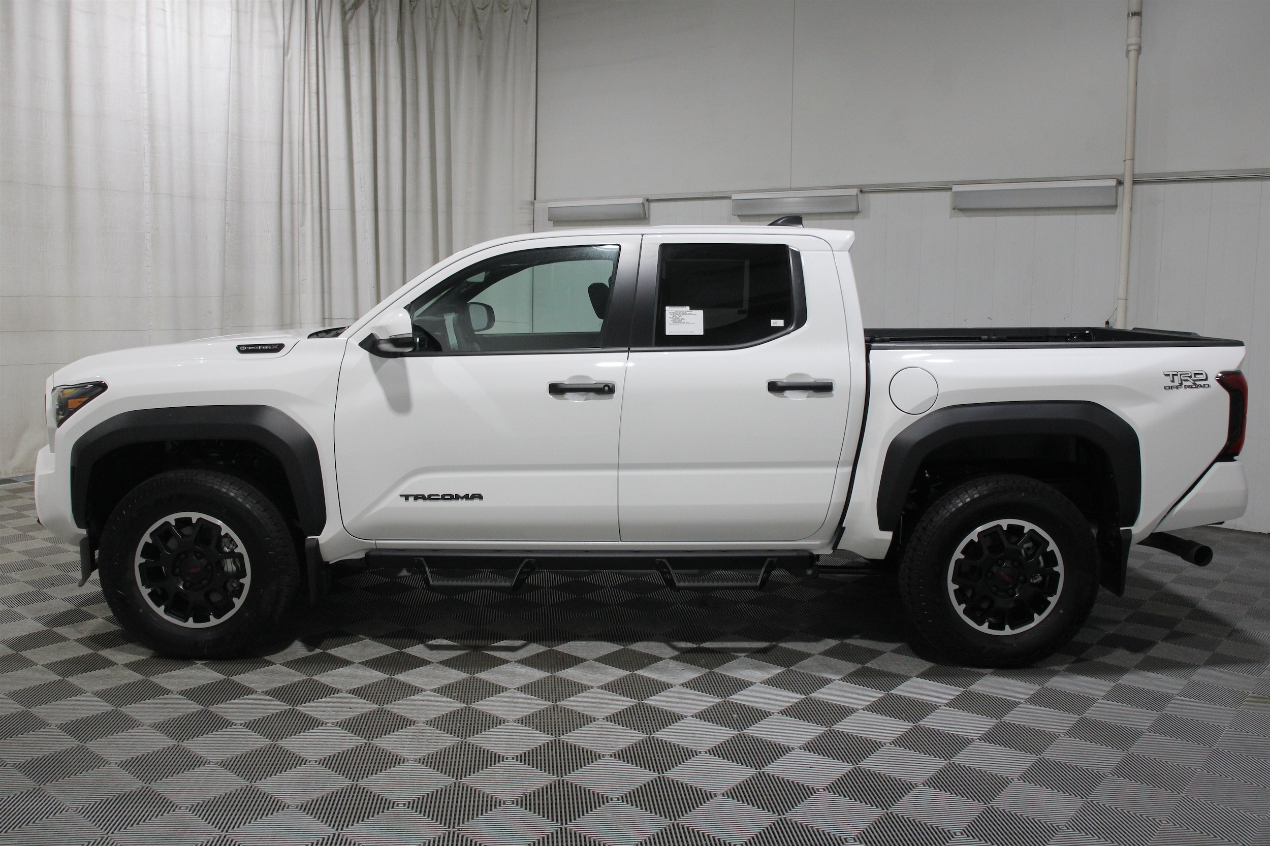 2026 Toyota Tacoma TRD Off Road - Photo 37
