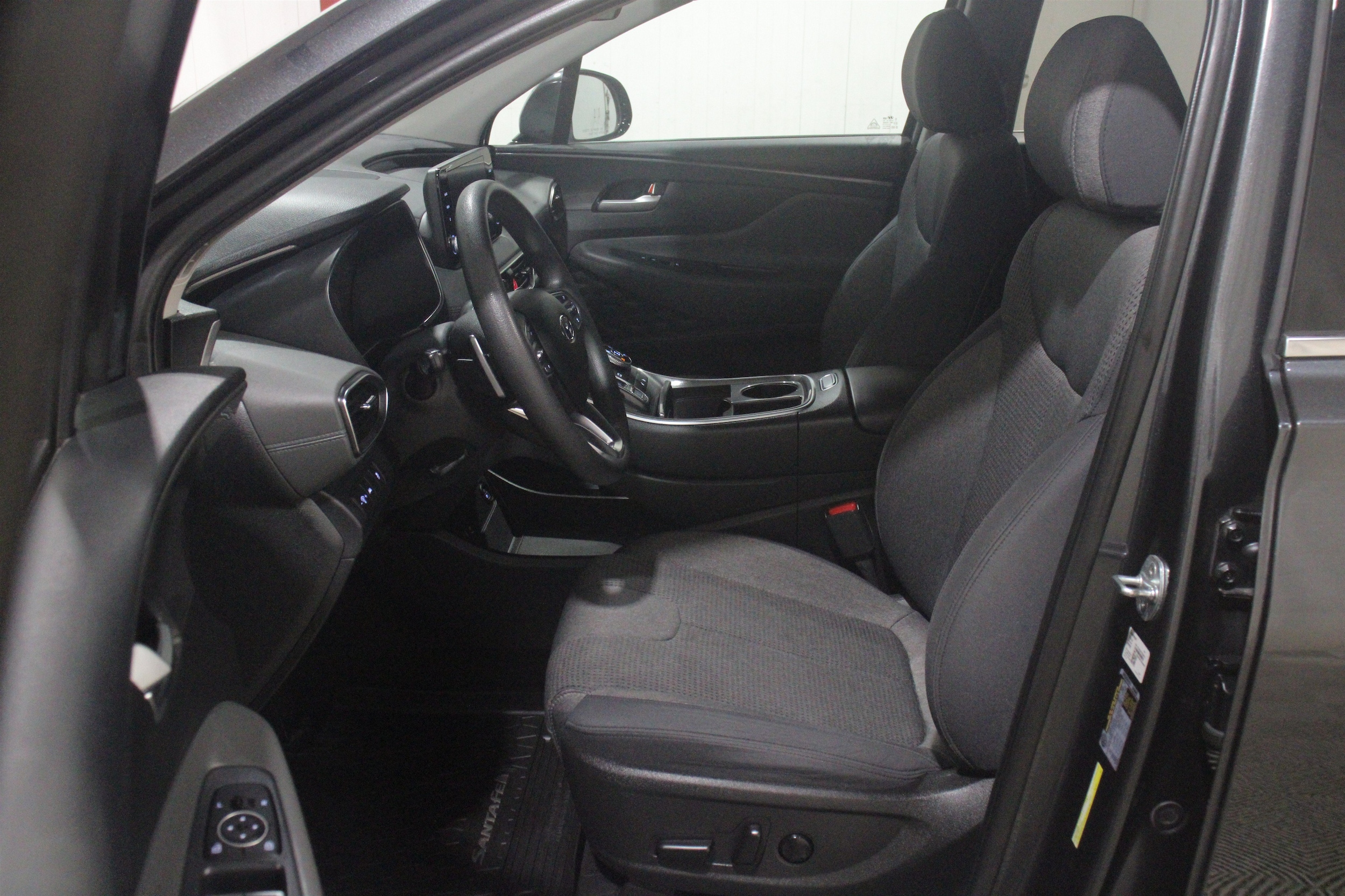 2022 Hyundai Santa Fe SEL - Photo 3