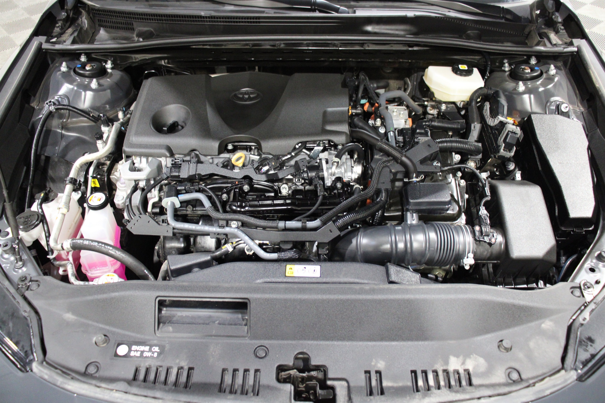 2025 Toyota Camry SE - Photo 36