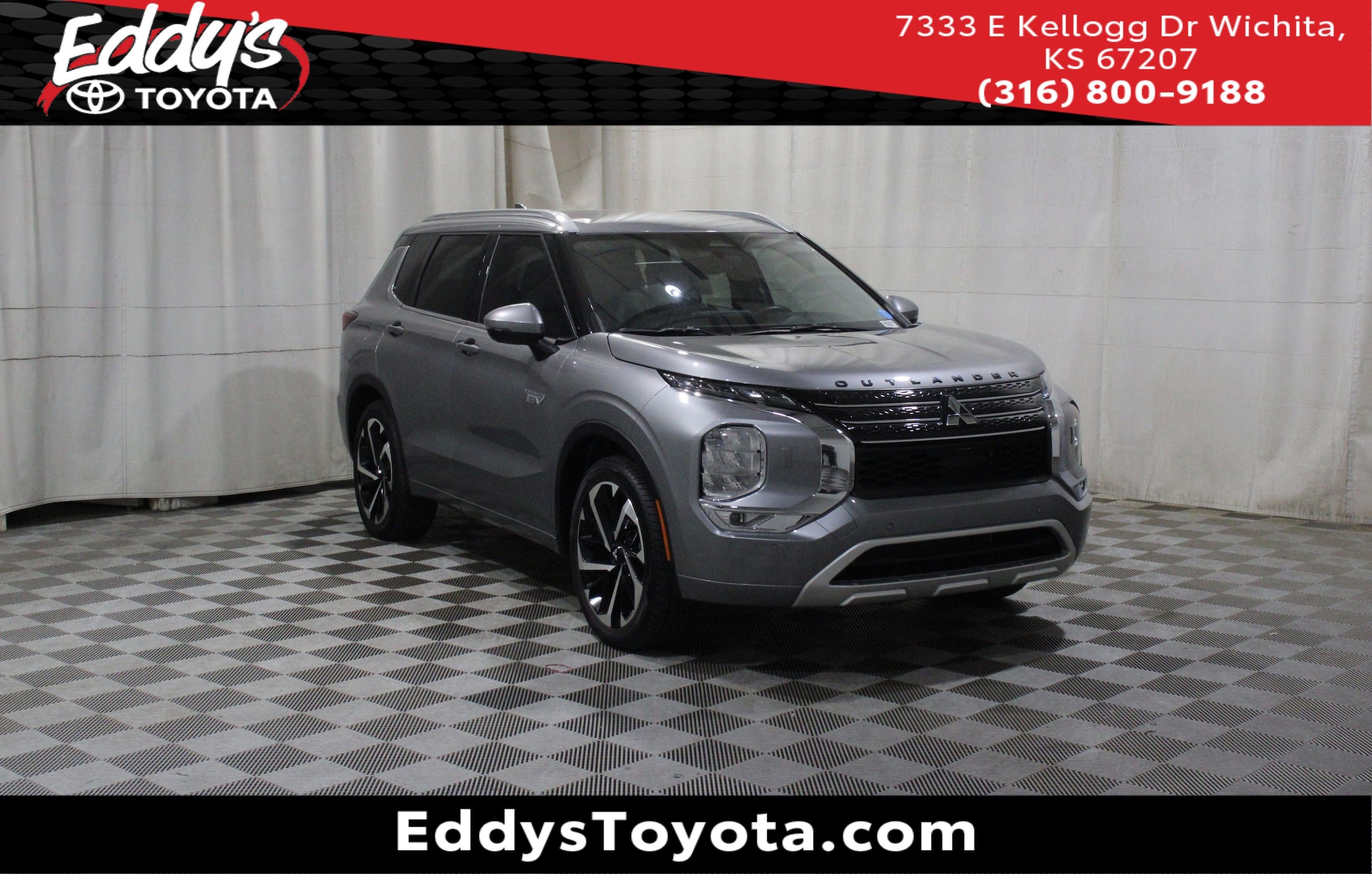 2023 Mitsubishi Outlander Plug-in Hybrid SEL S-AWC's photo
