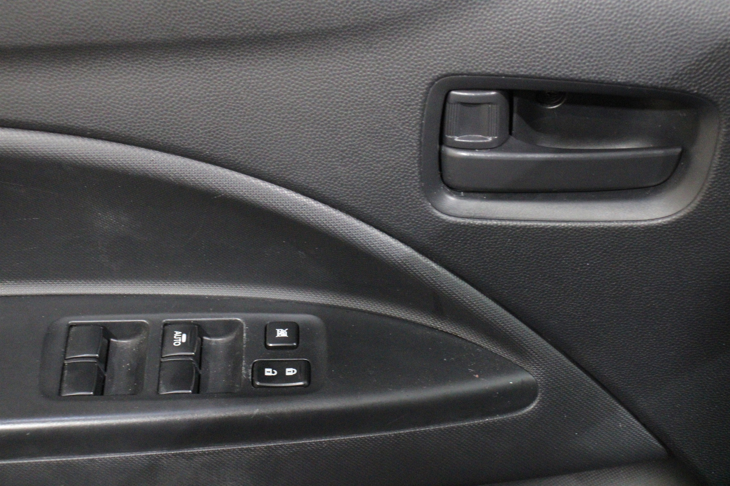 2024 Mitsubishi Mirage G4 ES - Photo 7