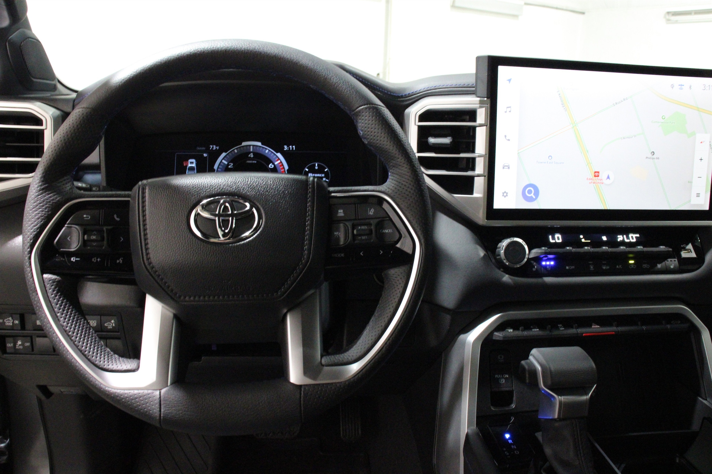 2025 Toyota Tundra Platinum - Photo 8