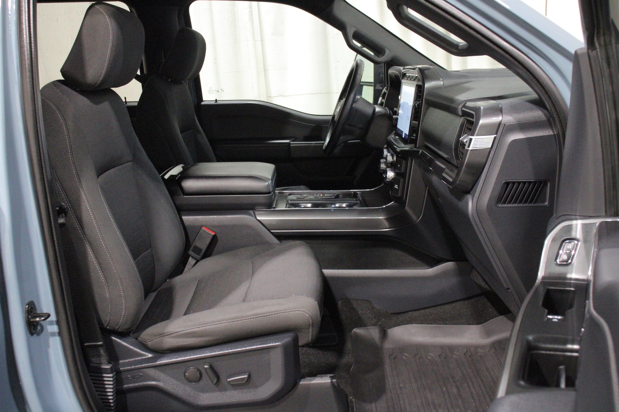 2023 Ford F-150 XLT - Photo 30