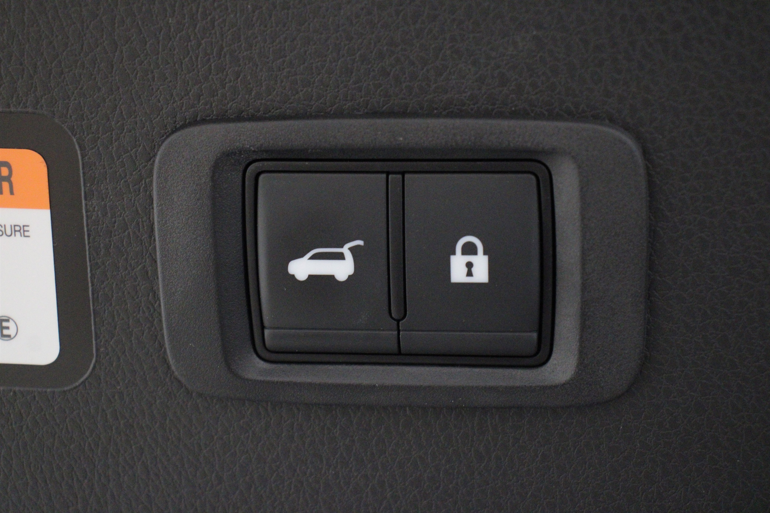 2024 Mitsubishi Eclipse Cross SEL - Photo 23