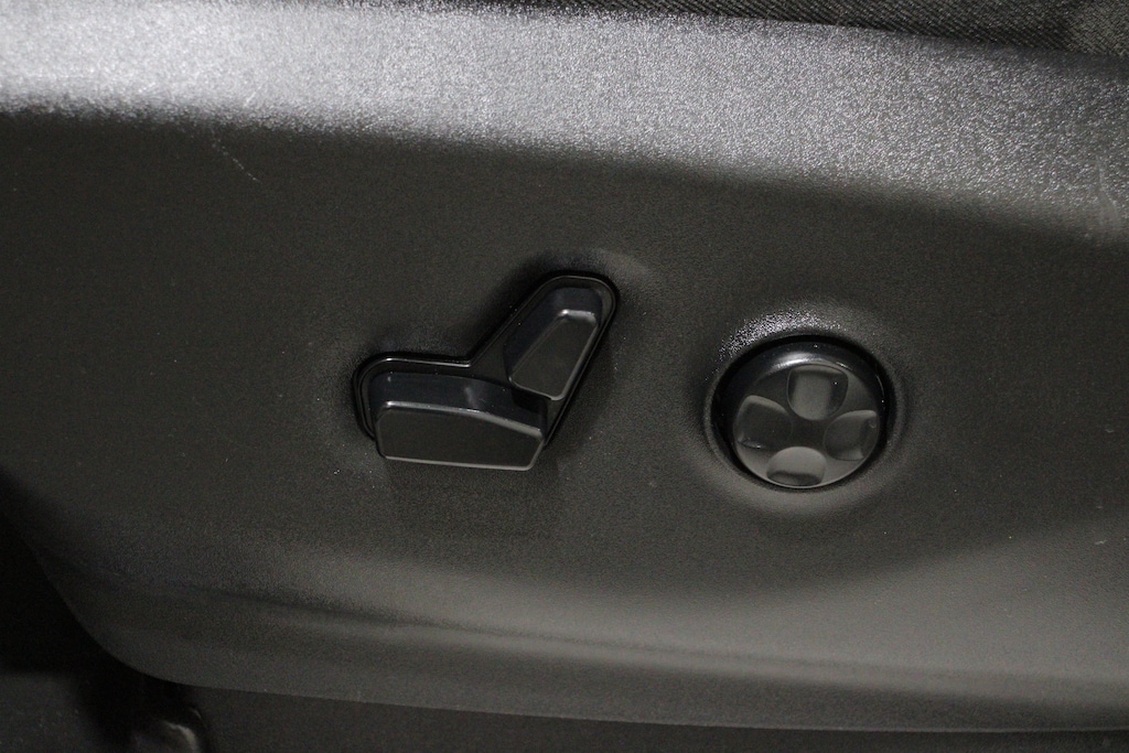 Used 2018 Chrysler Pacifica Limited Van