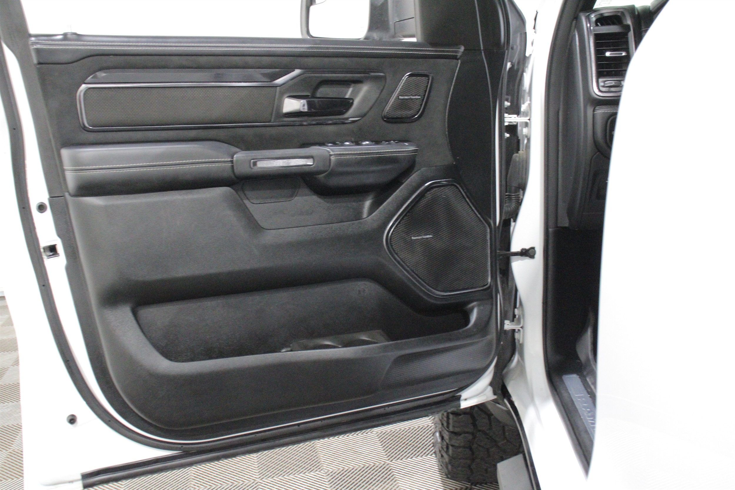 2022 RAM Ram 1500 Pickup TRX - Photo 6