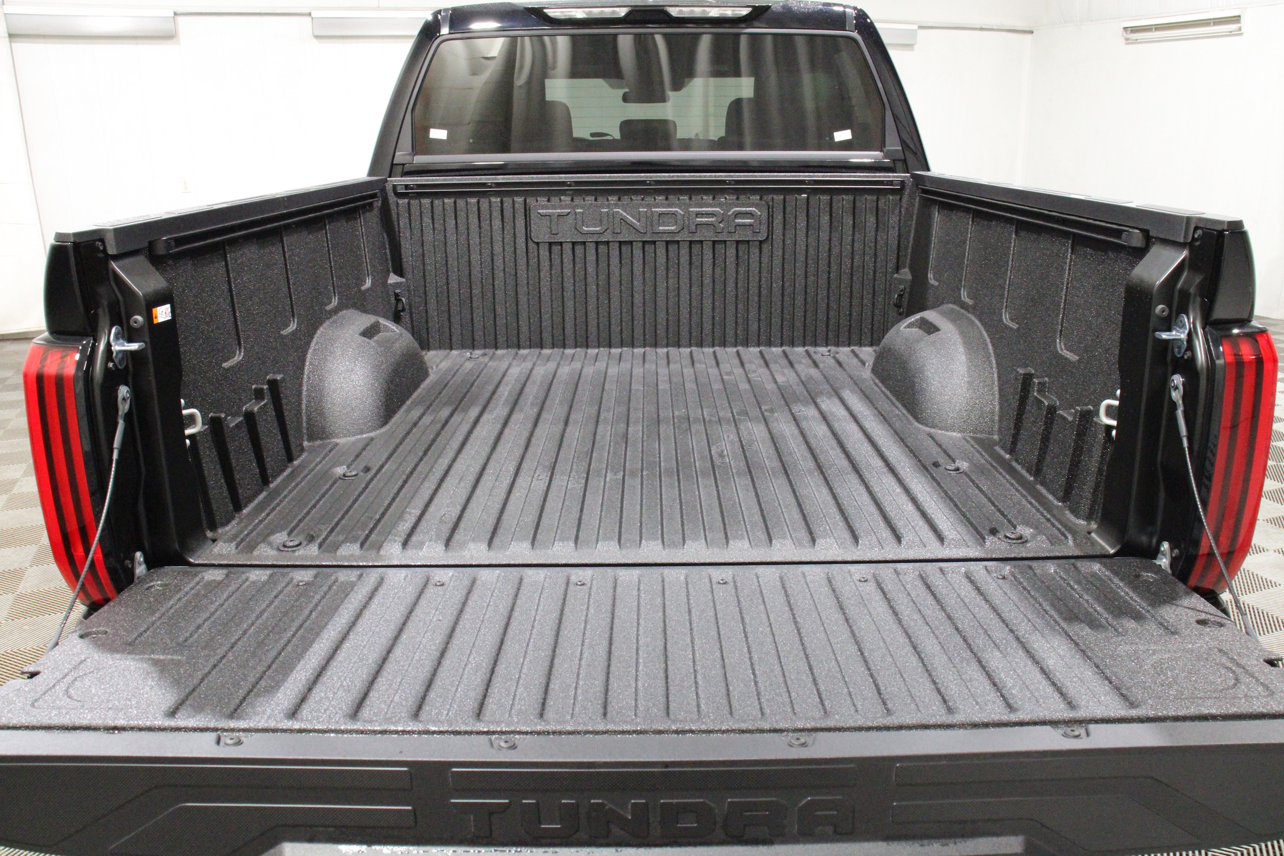 2026 Toyota Tundra SR5 - Photo 30