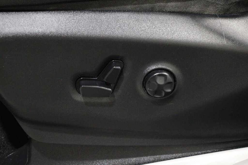 Used 2018 Chrysler Pacifica Touring L Van