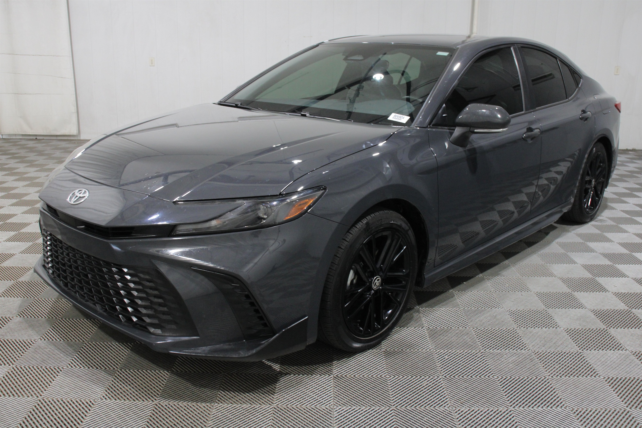 2025 Toyota Camry SE - Photo 35
