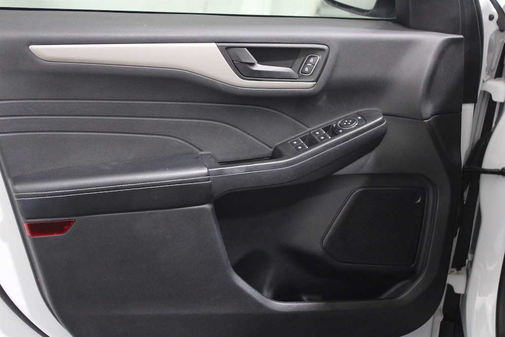 Used 2022 Ford Escape SE Hybrid SUV