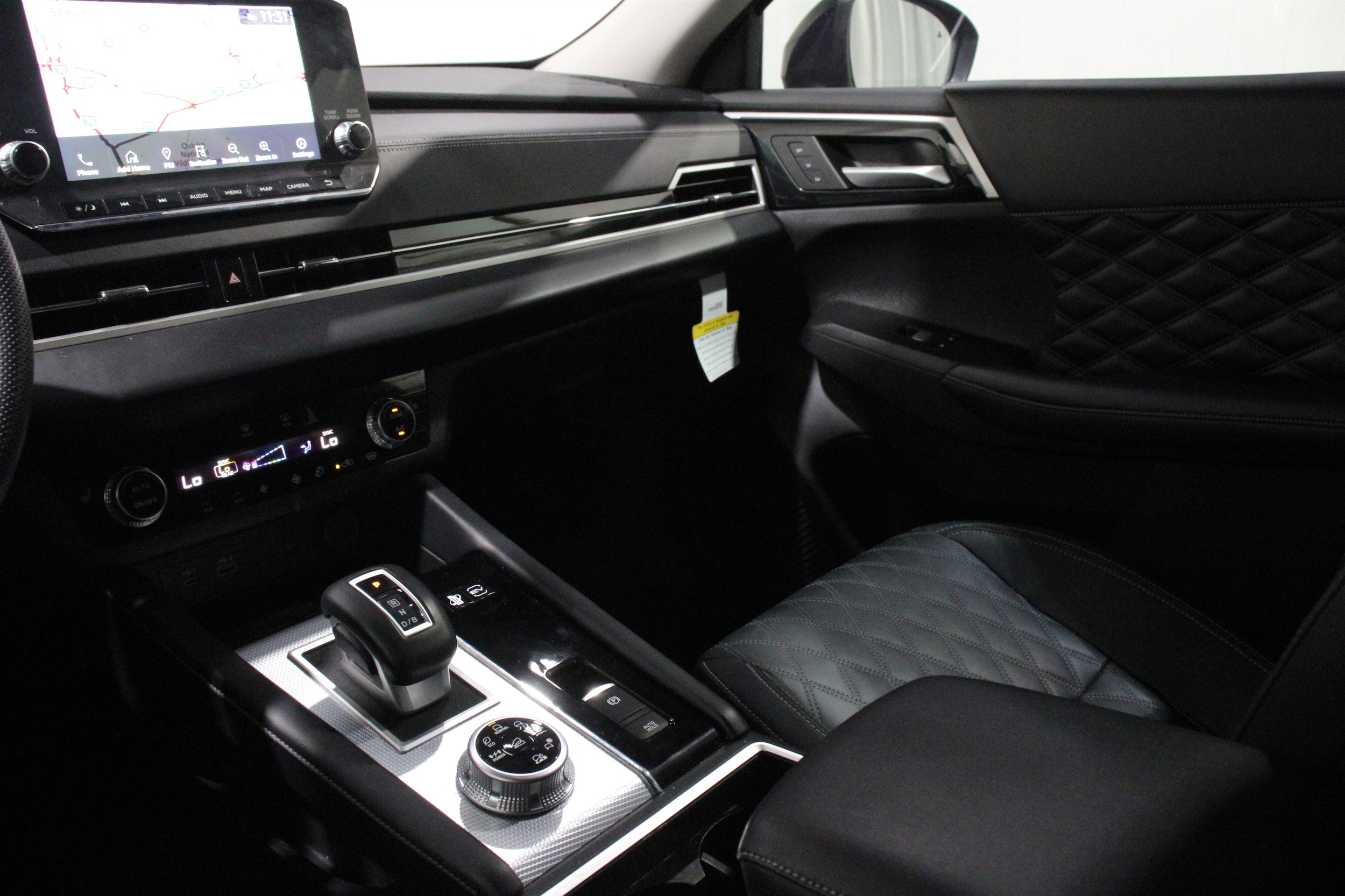 2023 Mitsubishi Outlander Plug-In Hybrid SEL - Photo 19