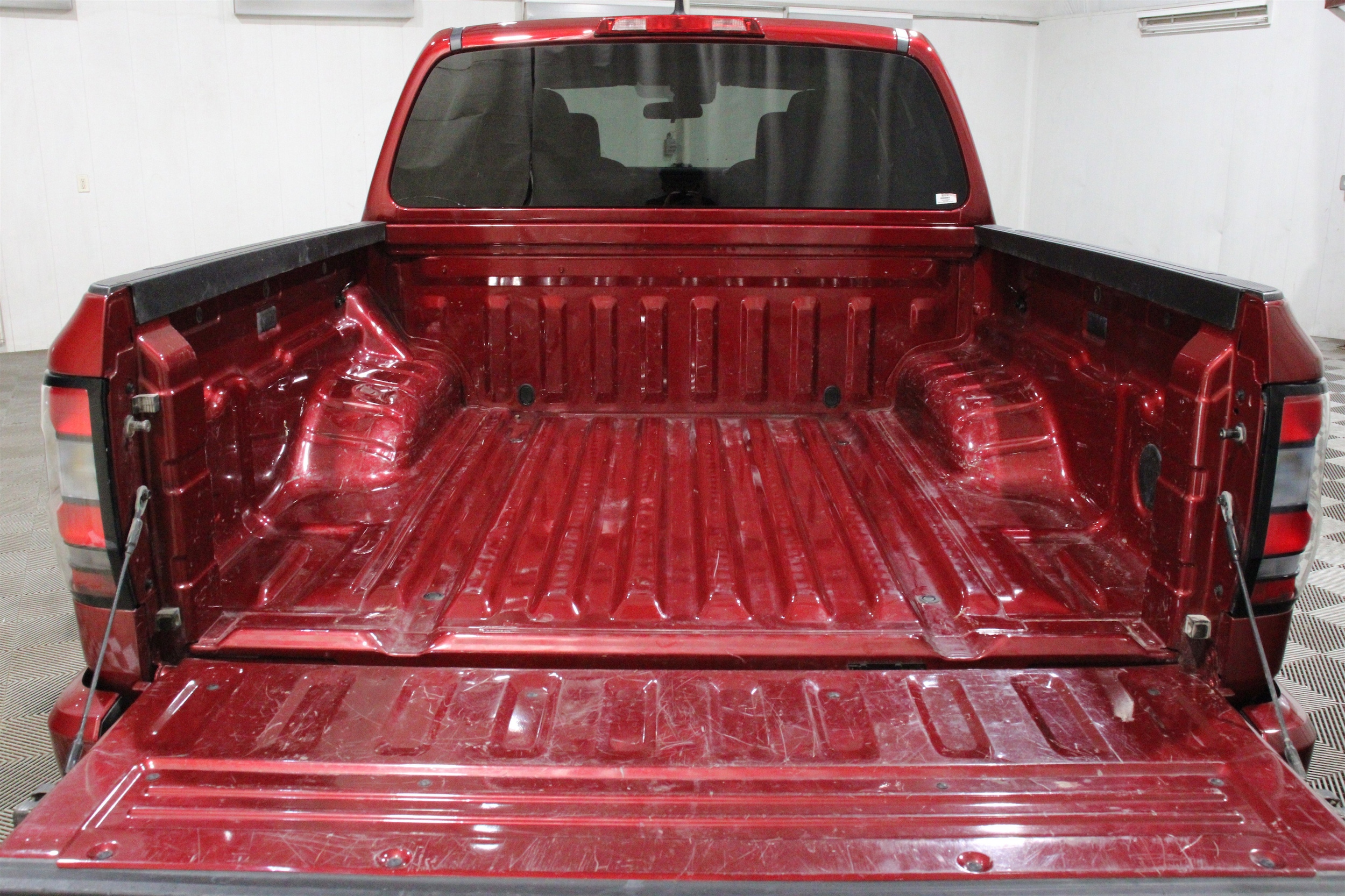 2024 Nissan Frontier SV - Photo 24