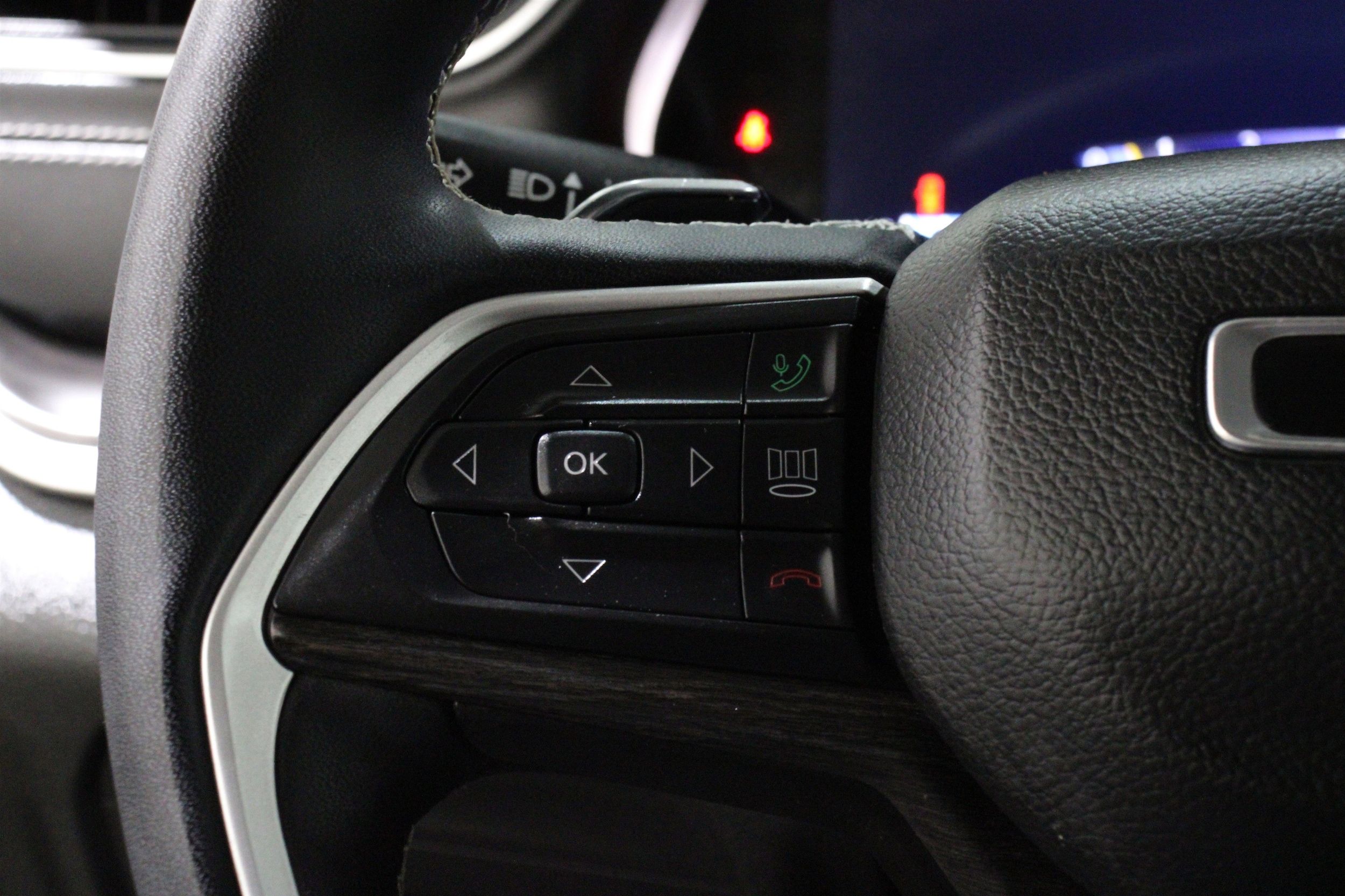 2023 Jeep Grand Cherokee Limited - Photo 9