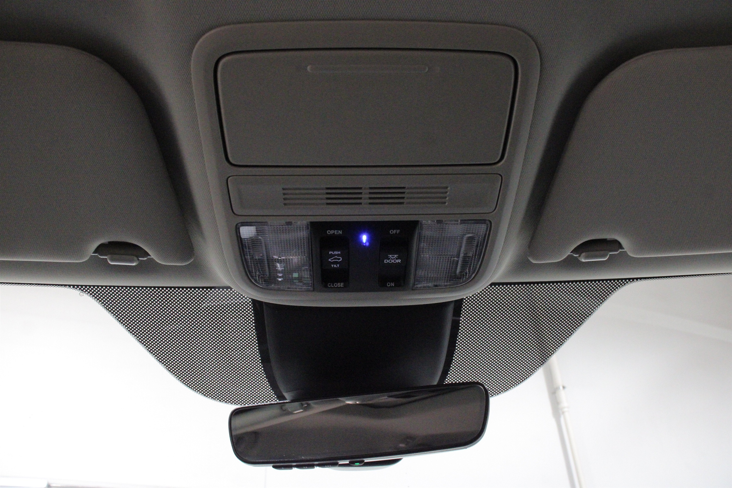 2026 Honda Odyssey EX-L - Photo 22