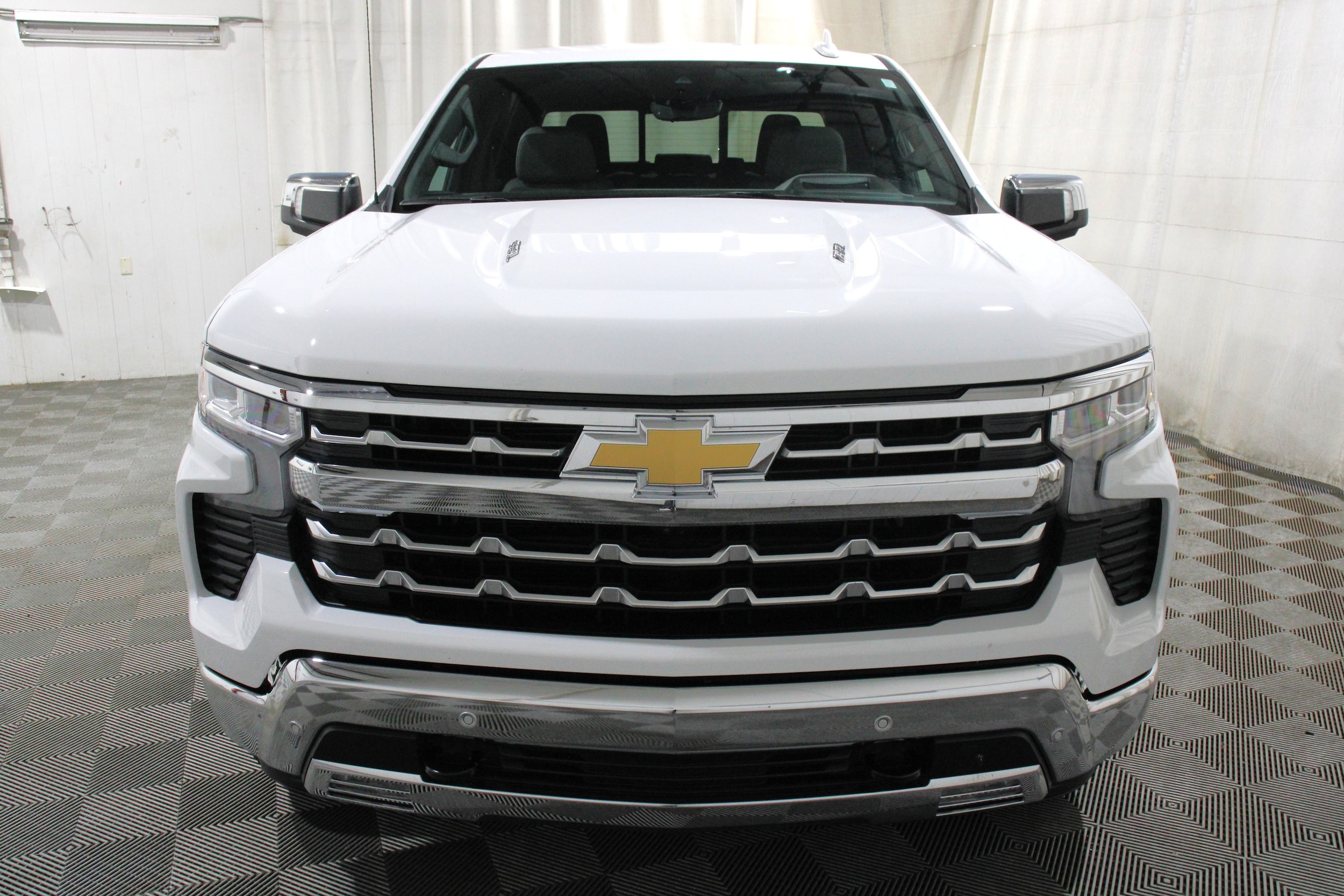 2024 Chevrolet Silverado 1500 LTZ - Photo 28