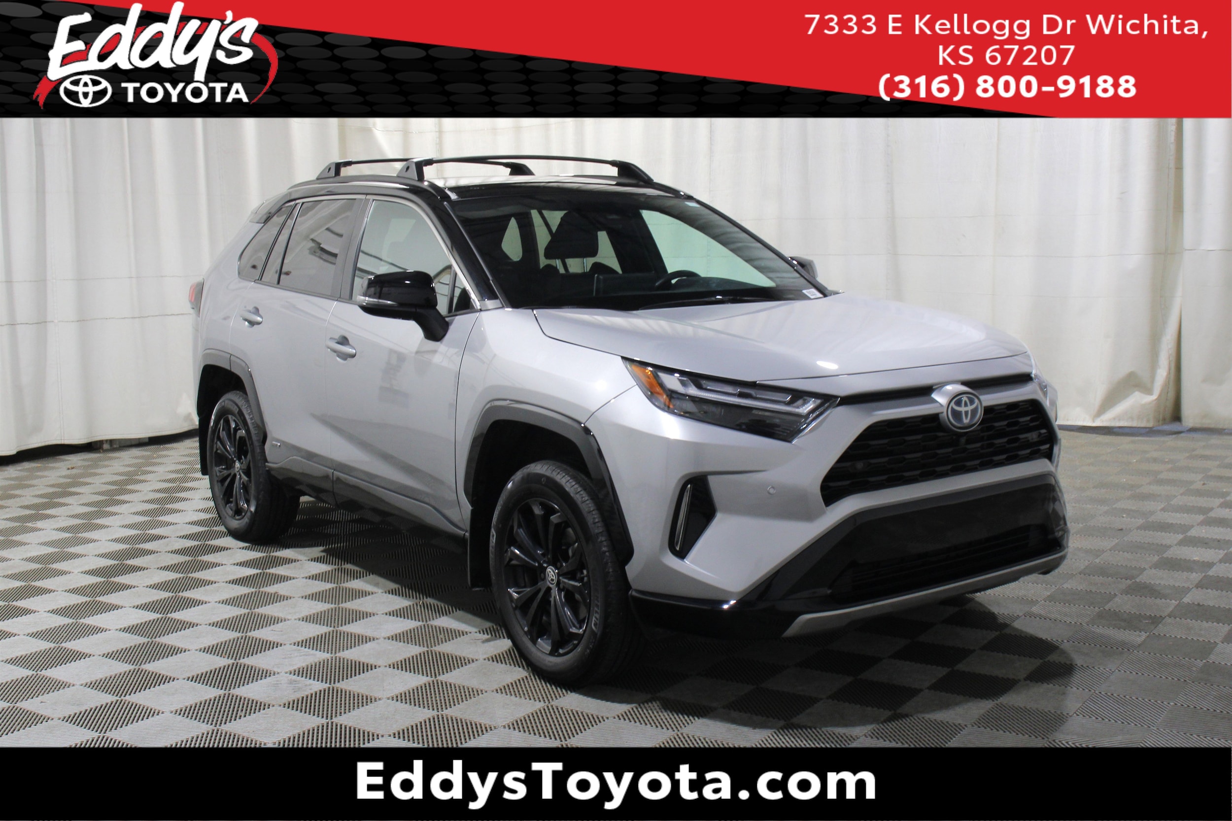 2022 Toyota RAV4 XSE's photo