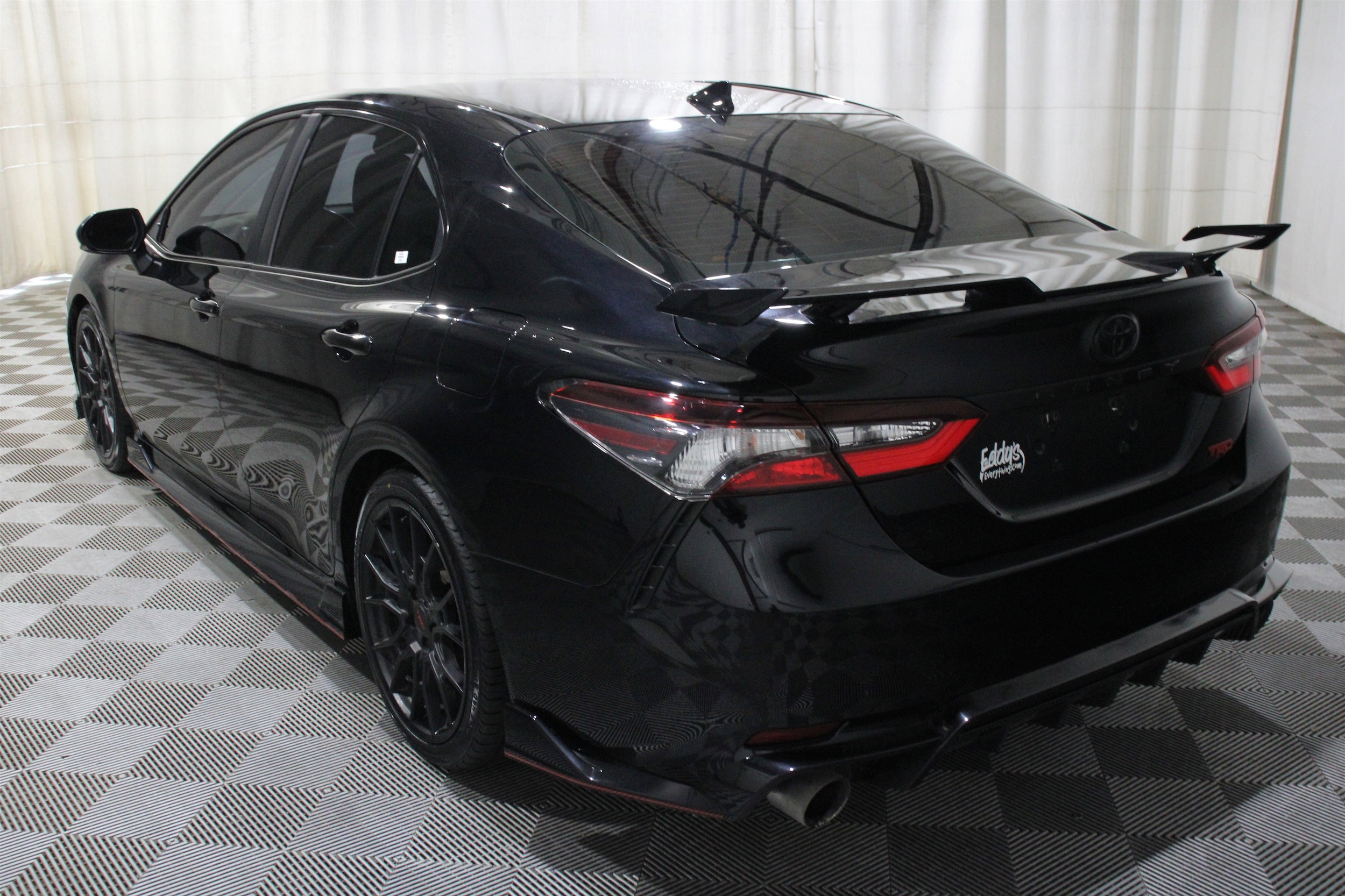 2021 Toyota Camry TRD - Photo 32