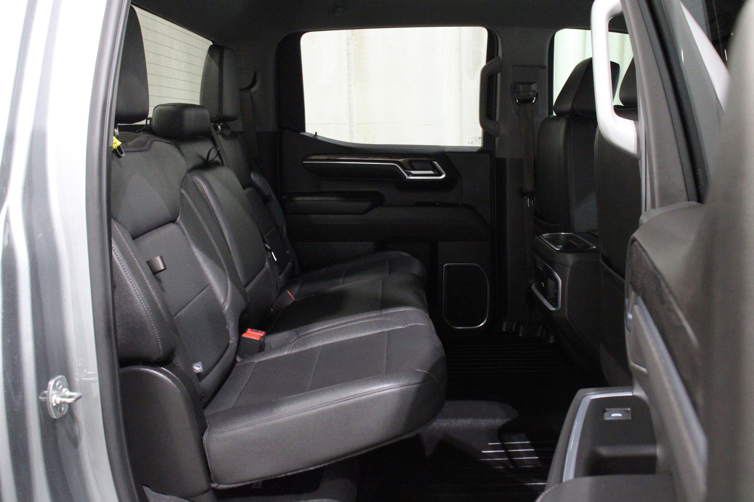 2025 Chevrolet Silverado 1500 LTZ - Photo 26