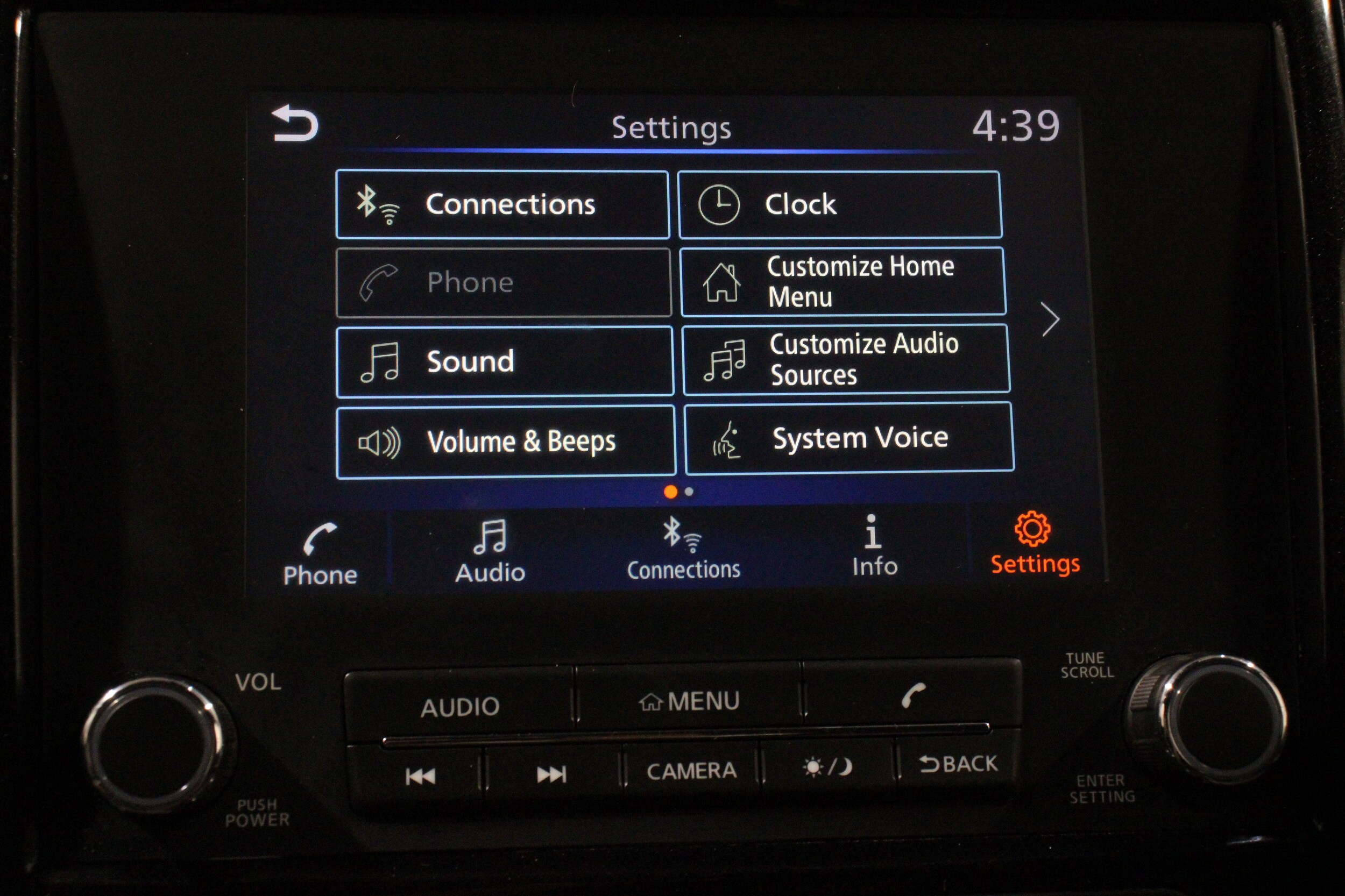 2024 Nissan Frontier SV - Photo 17