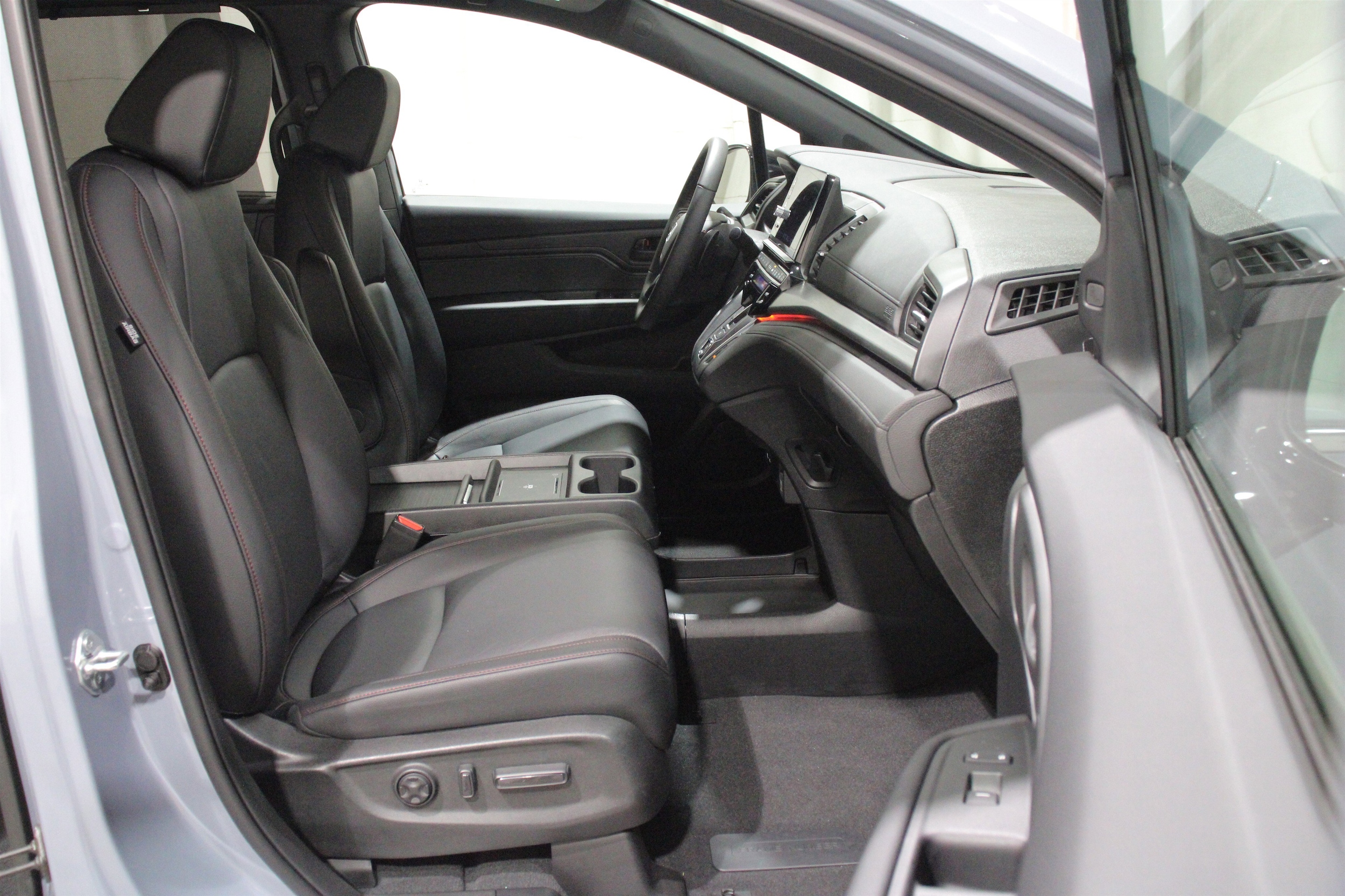 2026 Honda Odyssey Sport L - Photo 28