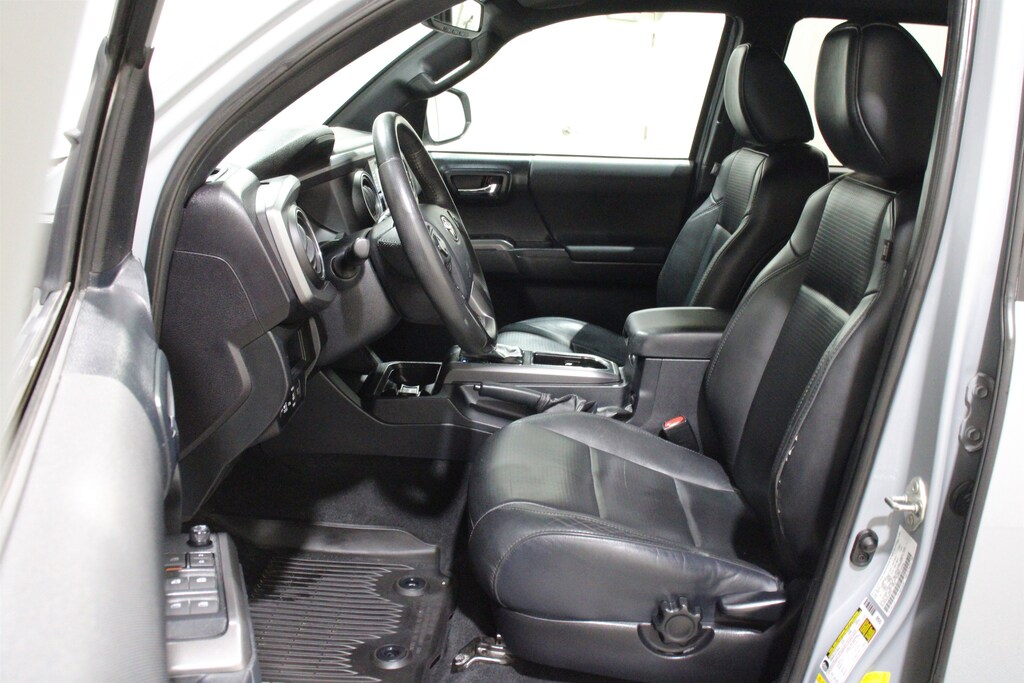 Used 2019 Toyota Tacoma Truck Double Cab