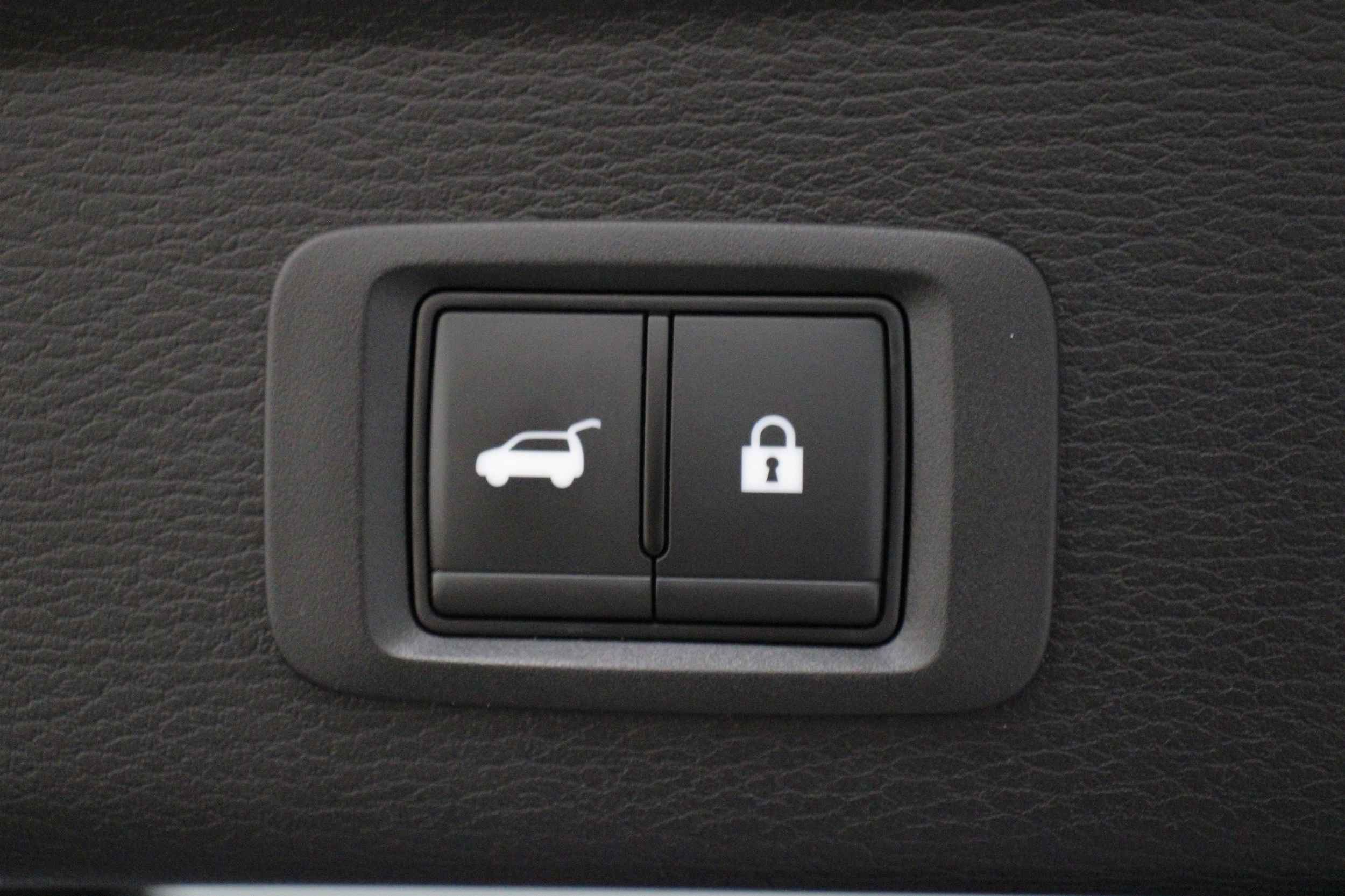 2023 Mitsubishi Outlander Plug-In Hybrid SEL - Photo 27