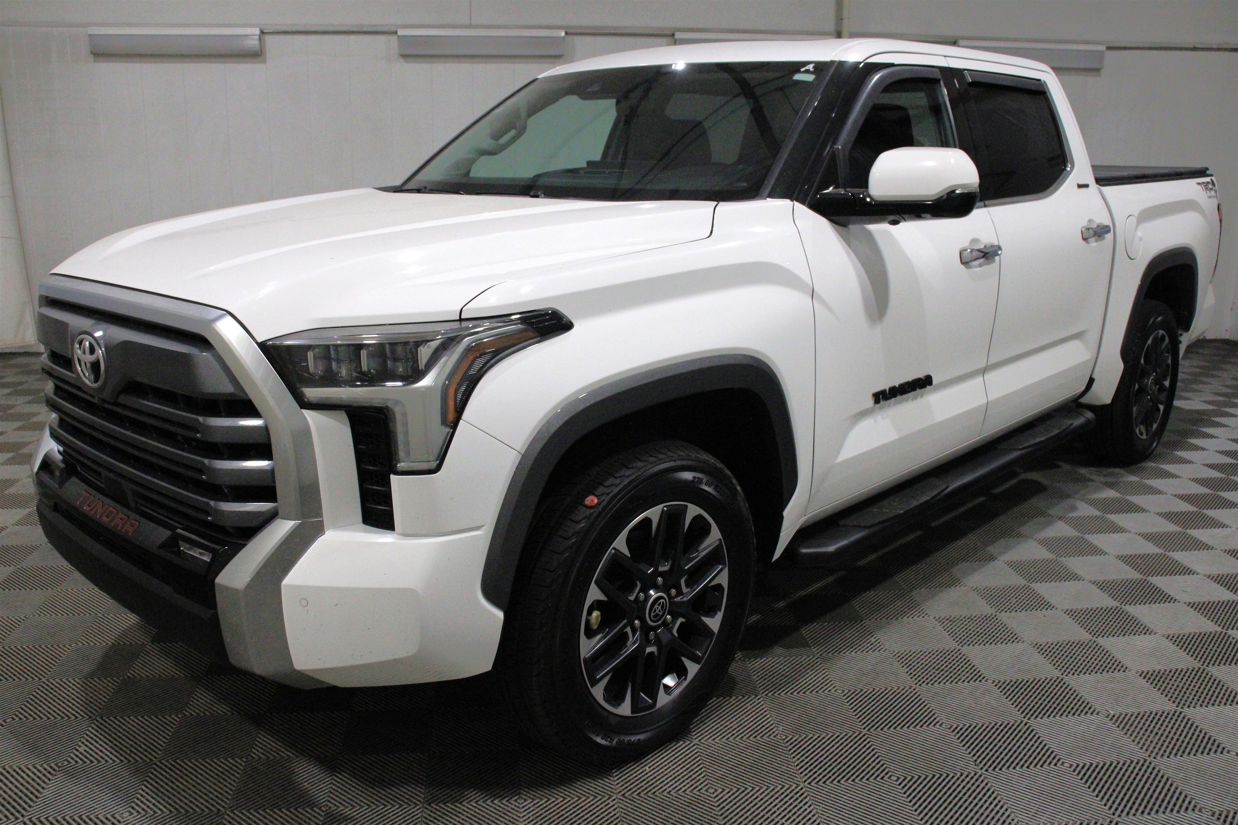 2023 Toyota Tundra Limited - Photo 36